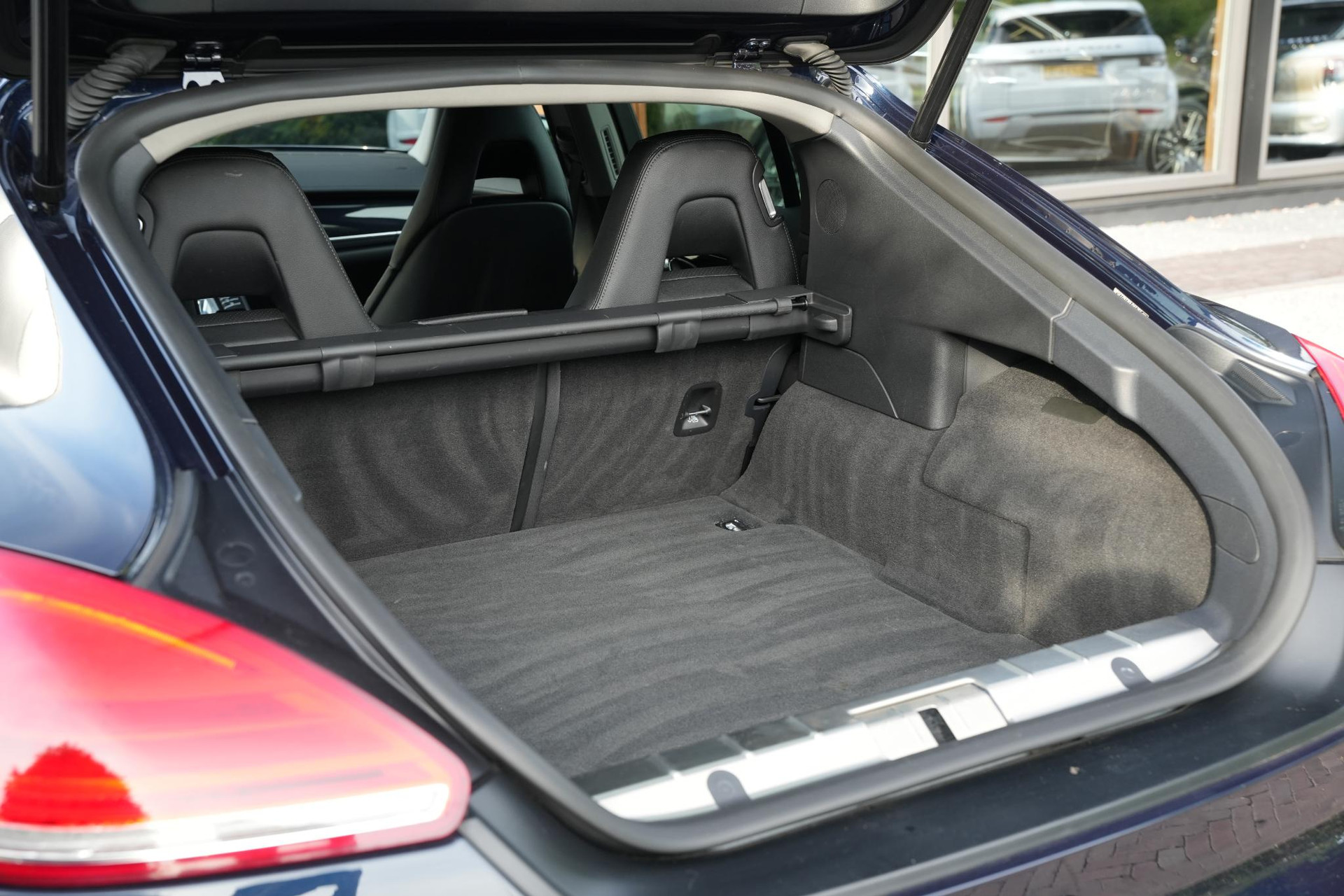 Porsche Panamera 3.0 S E-Hybrid 2016 Nachtblauw metallic 12