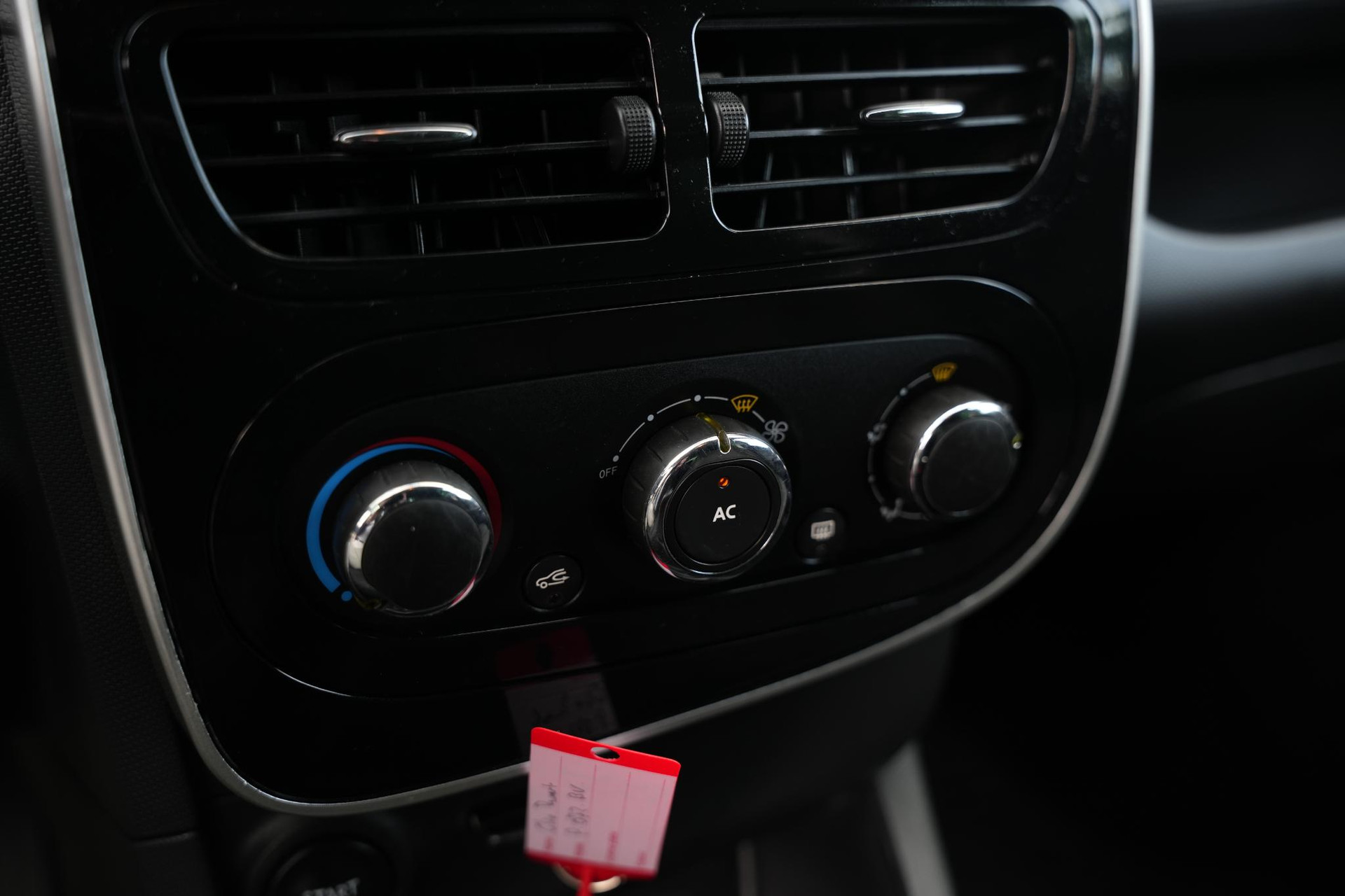 Renault Clio 1.2 16V 2014 BLACK (TEGNE) 19