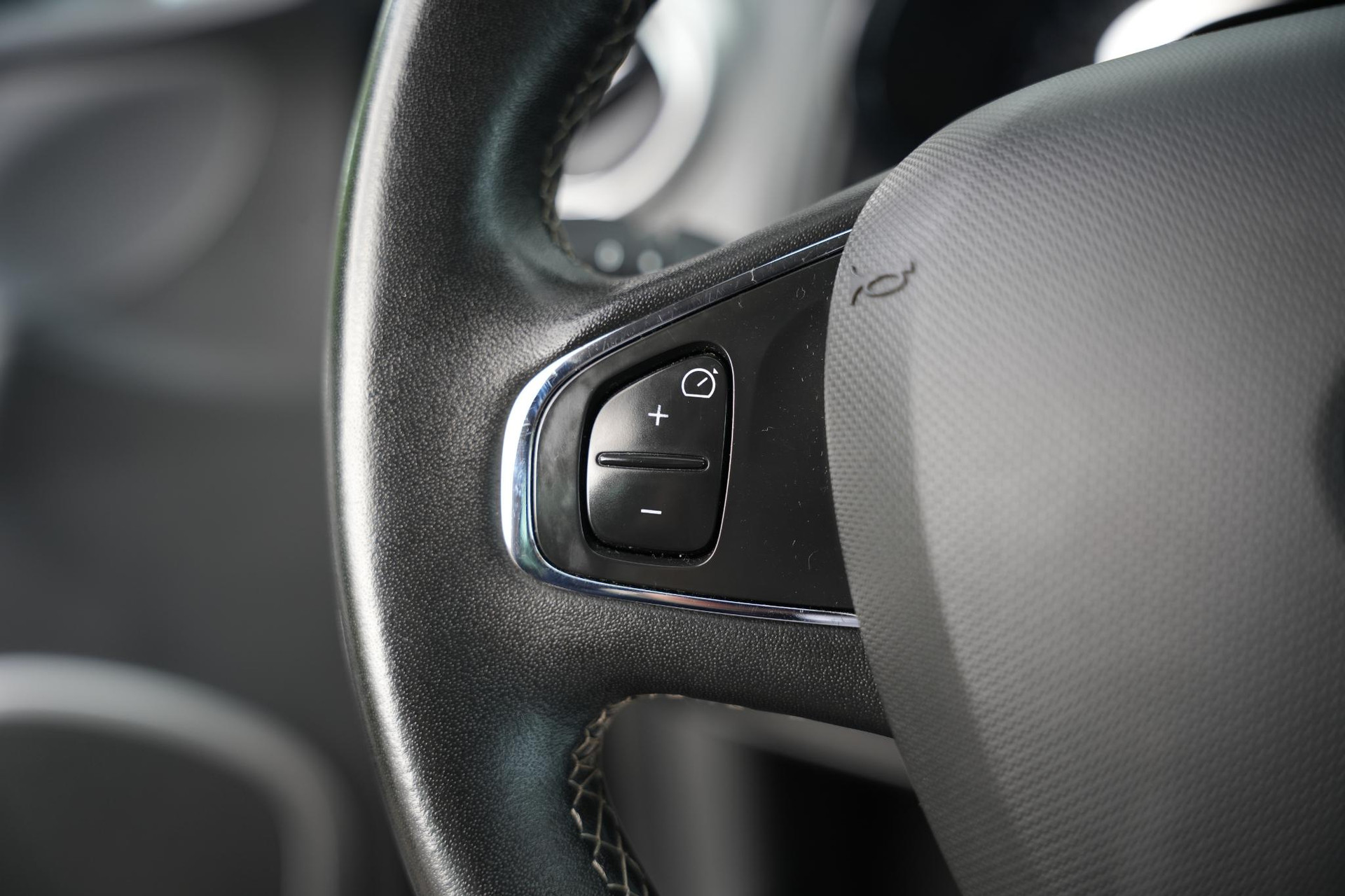 Renault Clio 1.2 16V 2014 BLACK (TEGNE) 28