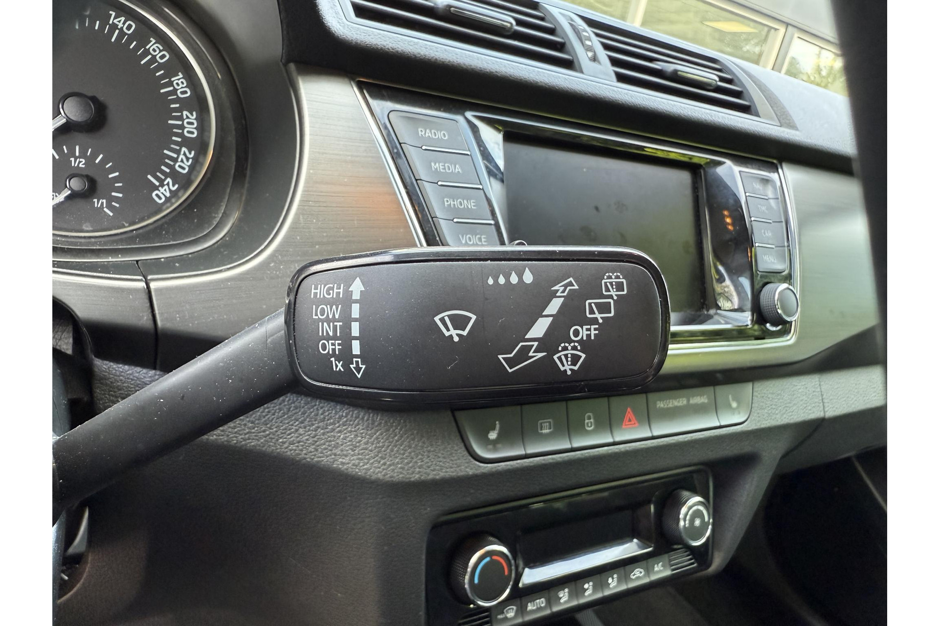 Škoda Fabia Combi 1.0 TSI Style 2018 Black magic mica 19