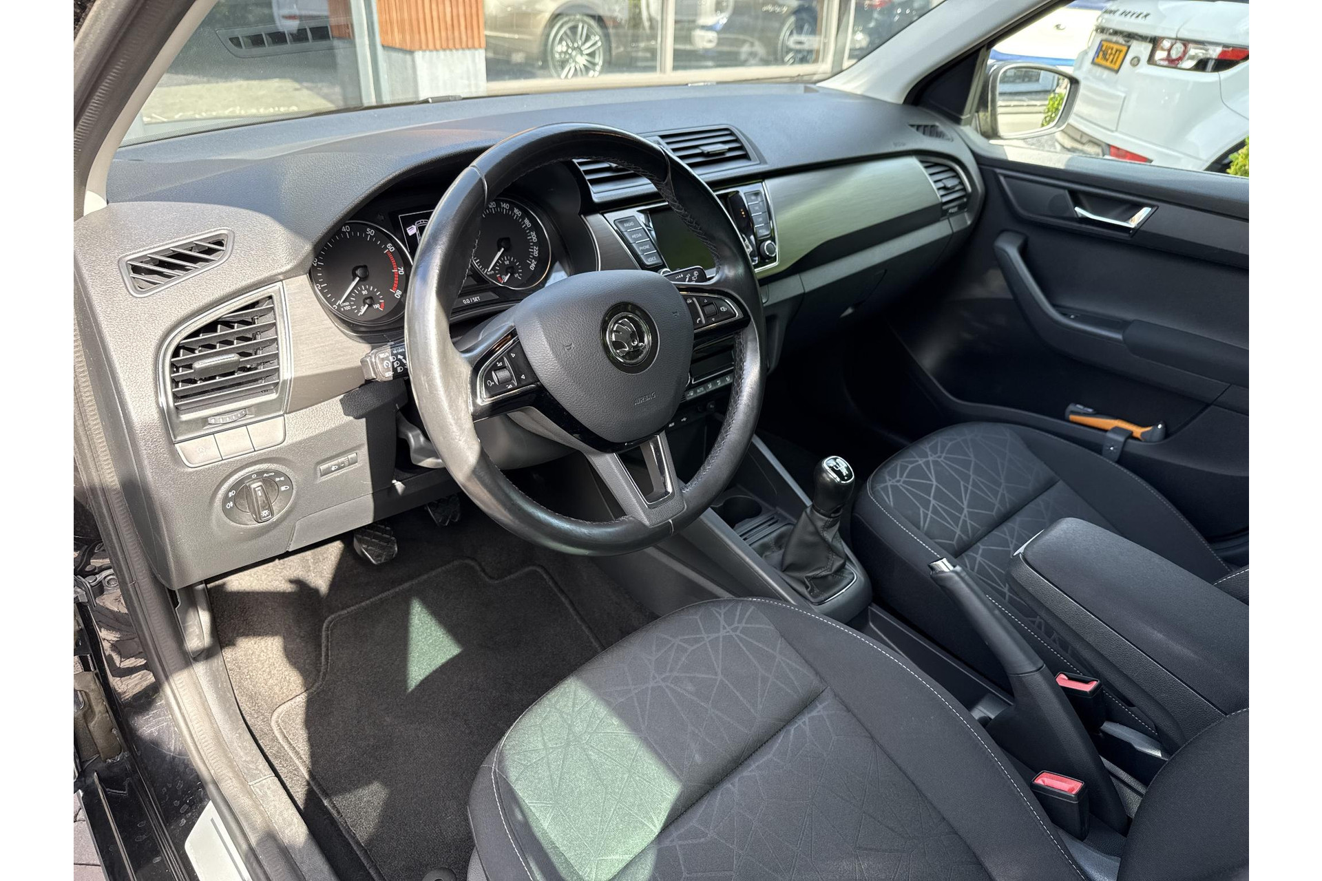 Škoda Fabia Combi 1.0 TSI Style 2018 Black magic mica 27