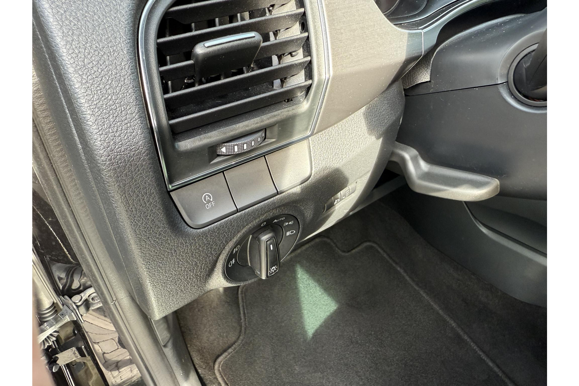 Škoda Fabia Combi 1.0 TSI Style 2018 Black magic mica 31