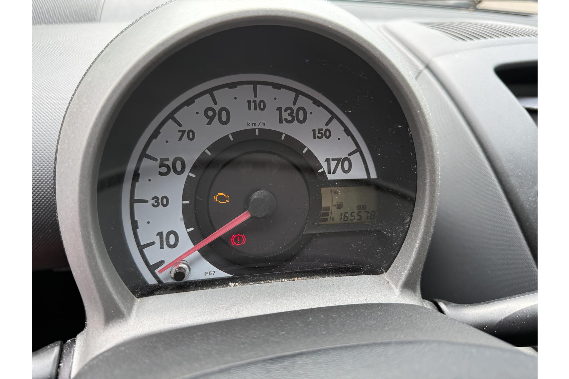 Toyota Aygo 1.0-12V 2005  10