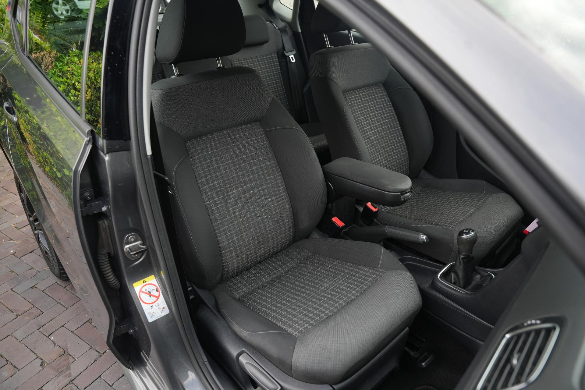 Volkswagen Polo 1.2 TSI Comfortline 2017 Pepper grey metallic 20