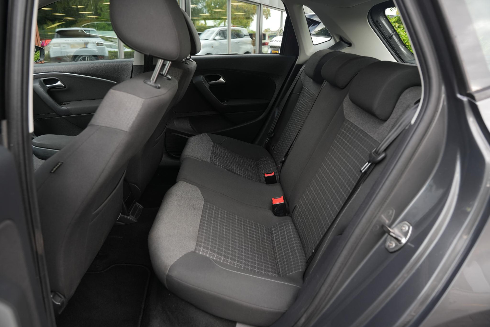 Volkswagen Polo 1.2 TSI Comfortline 2017 Pepper grey metallic 21
