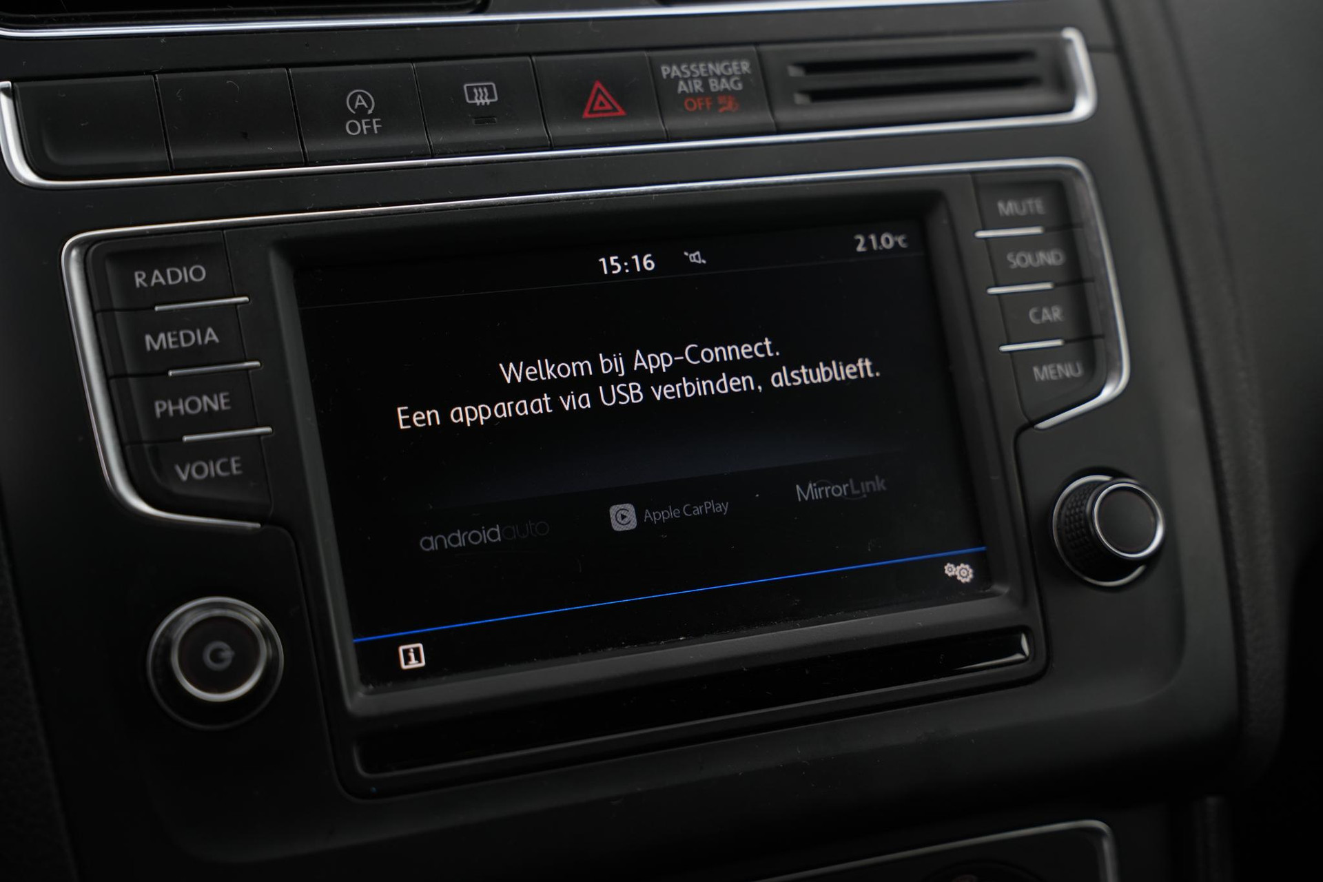 Volkswagen Polo 1.2 TSI Comfortline 2017 Pepper grey metallic 23