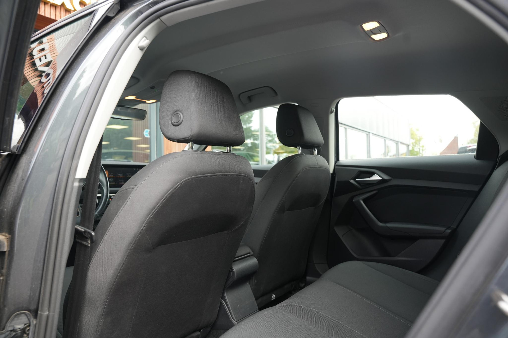 Audi A1 Sportback 25 TFSI Pro Line 2019 Manhattangrijs metallic 19
