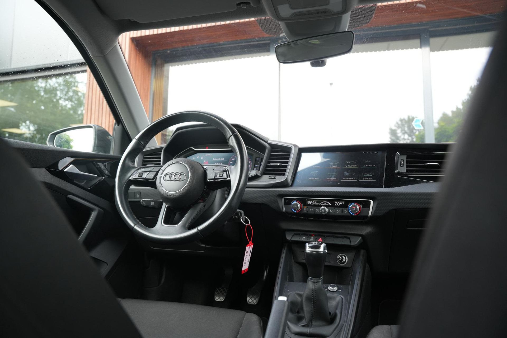 Audi A1 Sportback 25 TFSI Pro Line 2019 Manhattangrijs metallic 2