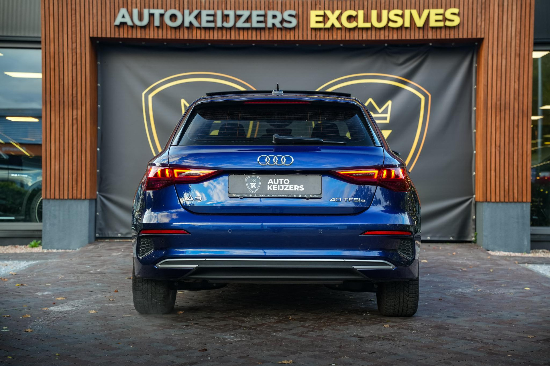 Audi A3 Sportback 40 TFSI e Edition 2022 Navarra blue metallic (2D) 7