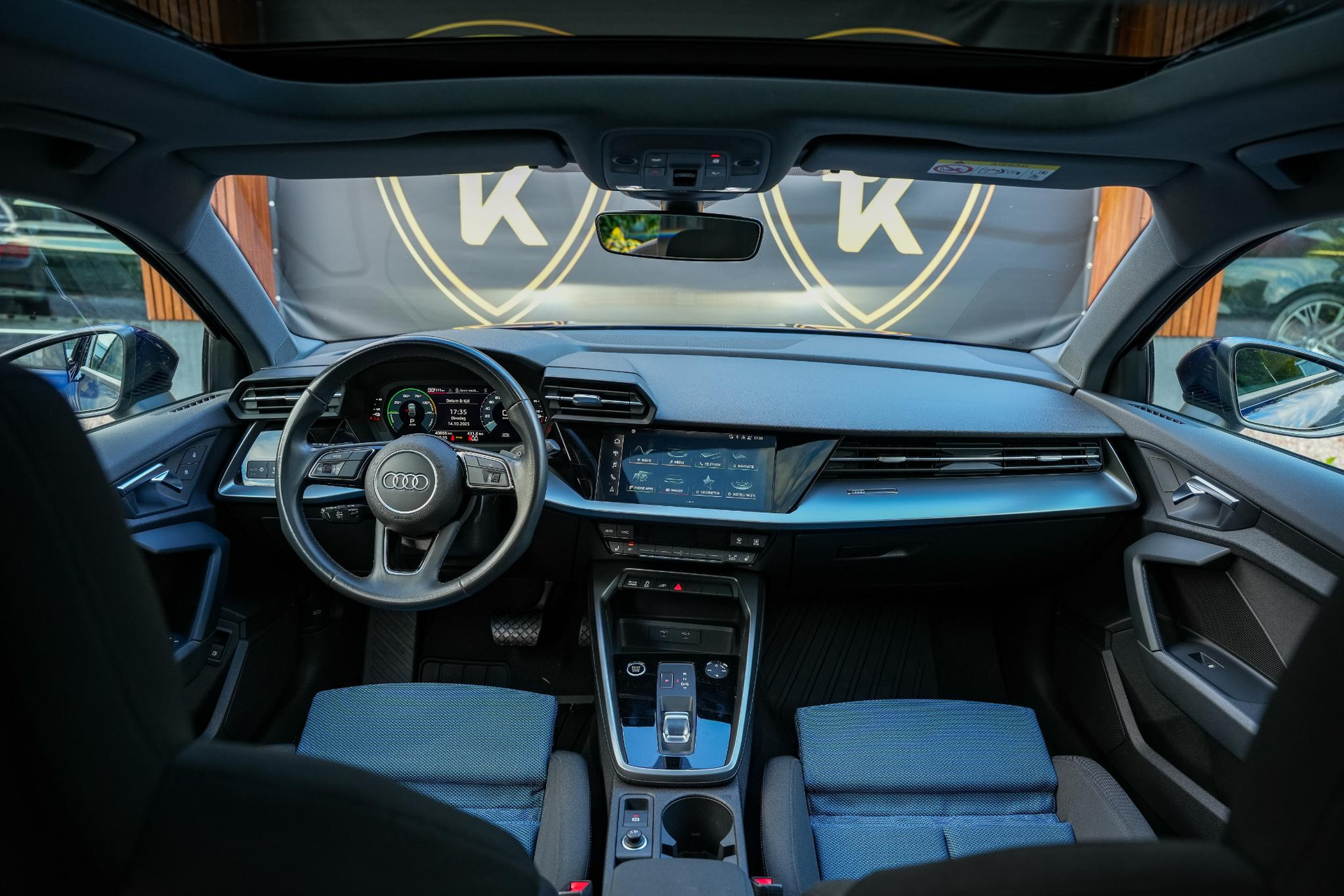 Audi A3 Sportback 40 TFSI e Edition 2022 Navarra blue metallic (2D) 9