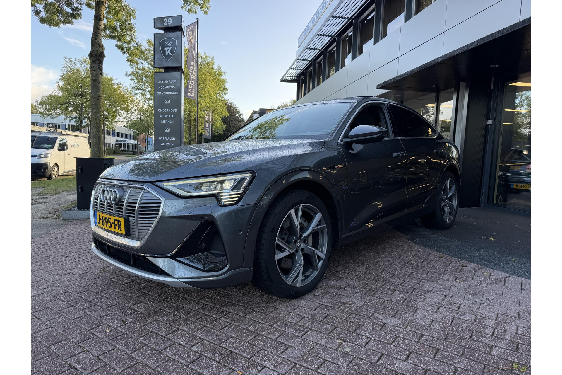 Audi e-tron Sportback 50 quattro S edition 71 kWh 2020 Daytonagrijs pareleffect 3
