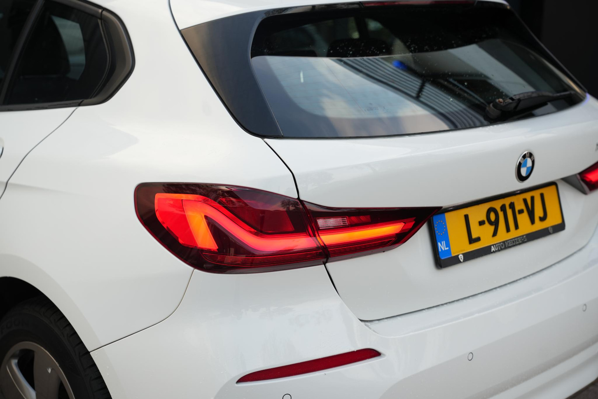 BMW 1-serie 118d High Executive 2020  17