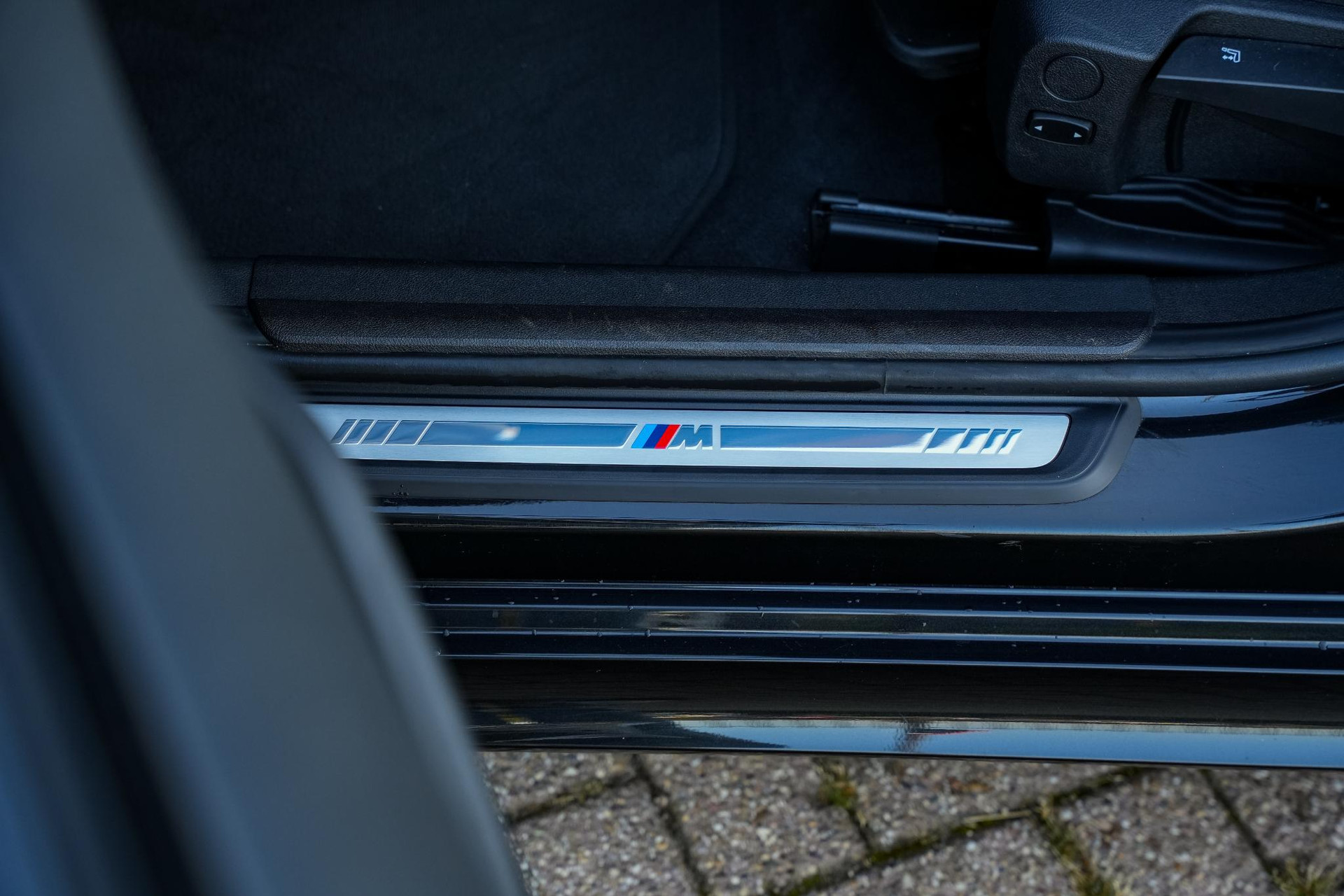 BMW 3 Serie Touring 330e xDrive 2023  28