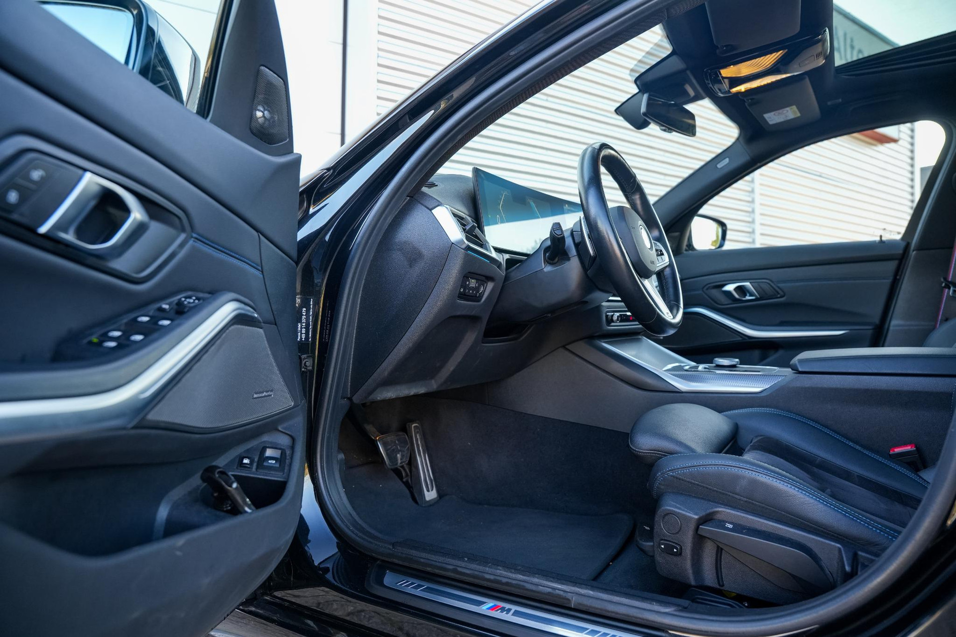 BMW 3 Serie Touring 330e xDrive 2023  6