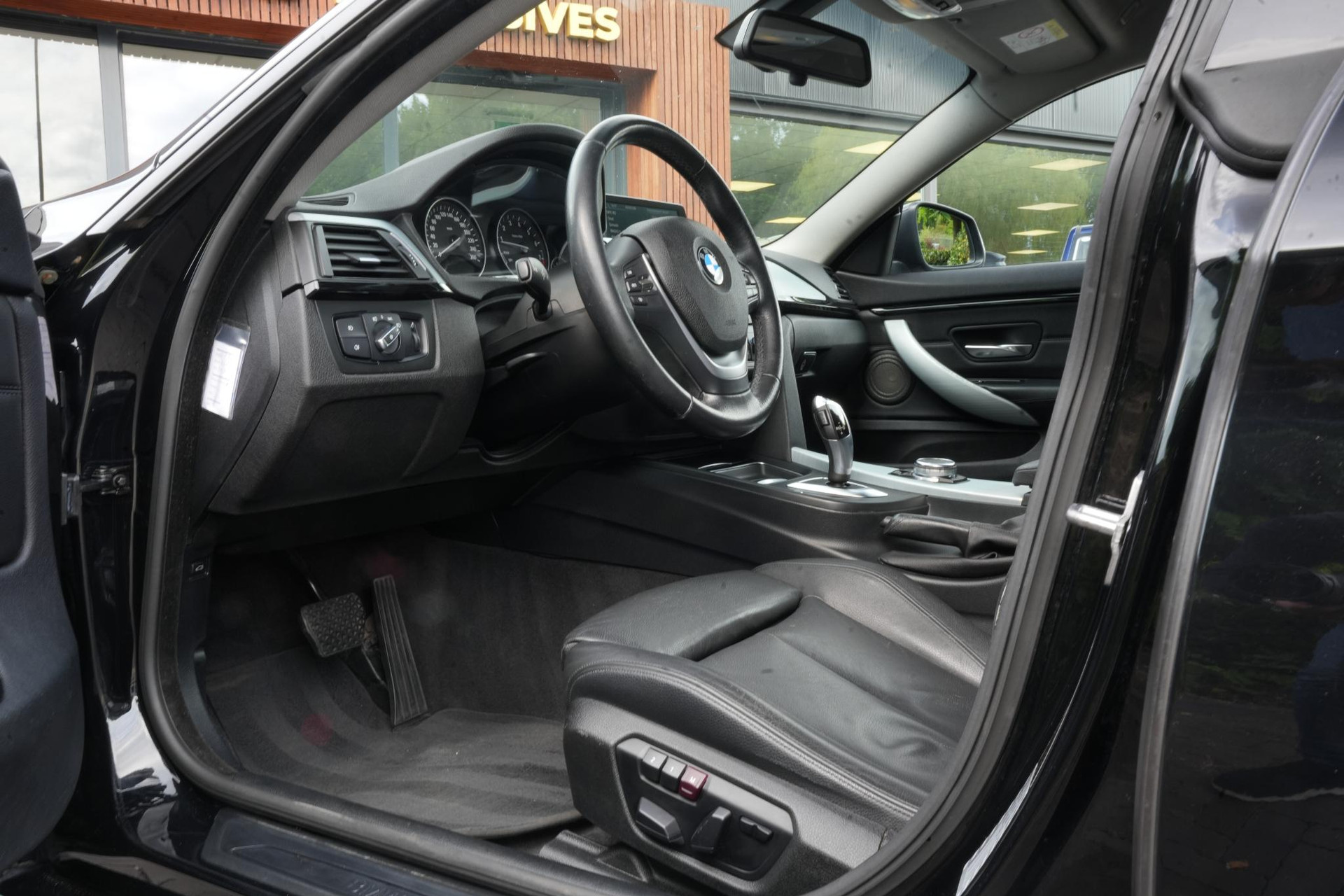 BMW 4 Serie Gran Coupé 428i High Executive 2014 SCHWARZ 2 (668) 17