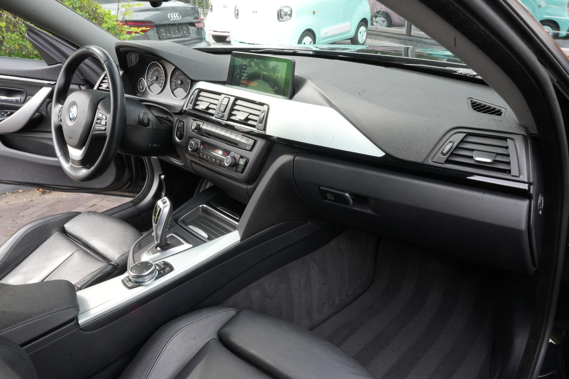 BMW 4 Serie Gran Coupé 428i High Executive 2014 SCHWARZ 2 (668) 25