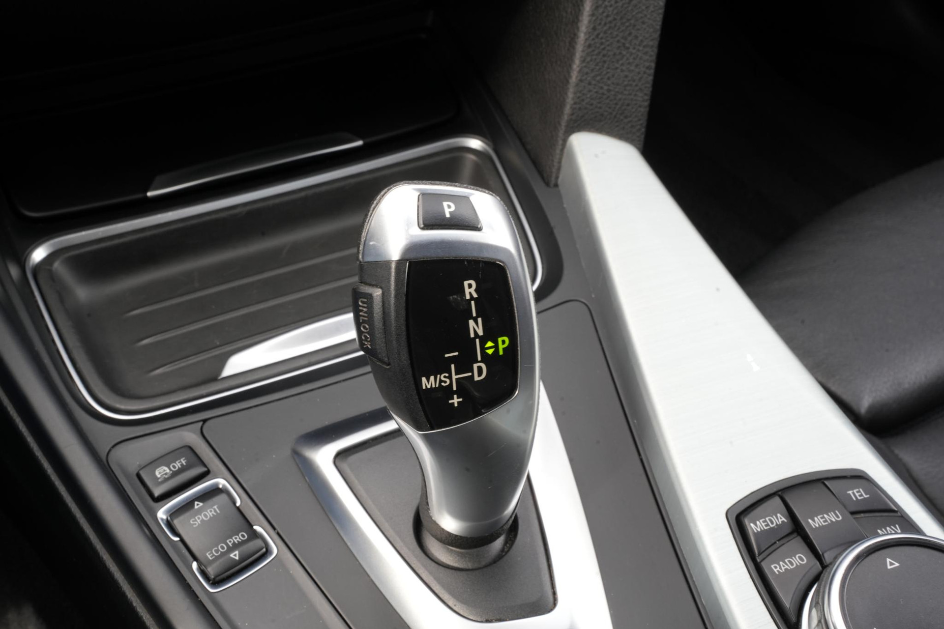 BMW 4 Serie Gran Coupé 428i High Executive 2014 SCHWARZ 2 (668) 33