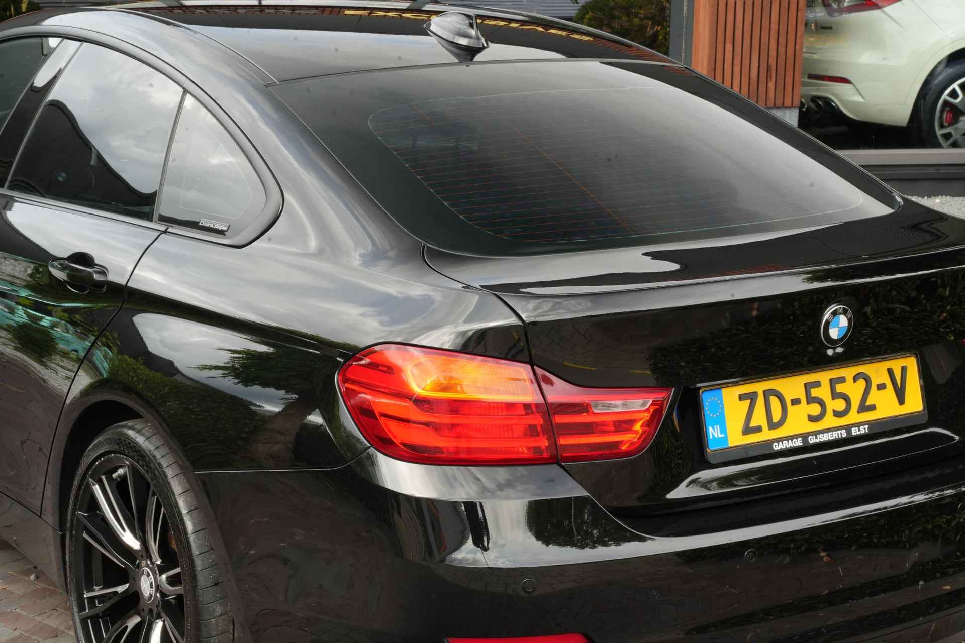 BMW 4 Serie Gran Coupé 428i High Executive 2014 SCHWARZ 2 (668) 41