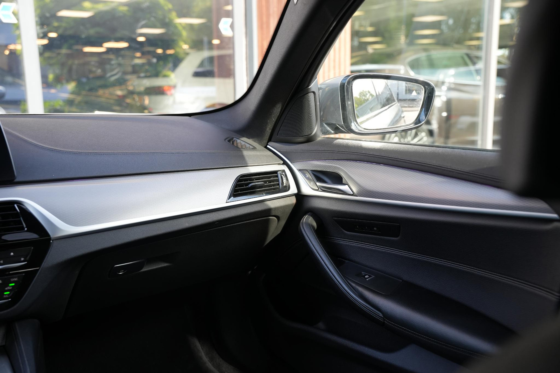 BMW 5 Serie 540i xDrive High Executive 2017 Blue-stone metallic (C2Y) 29