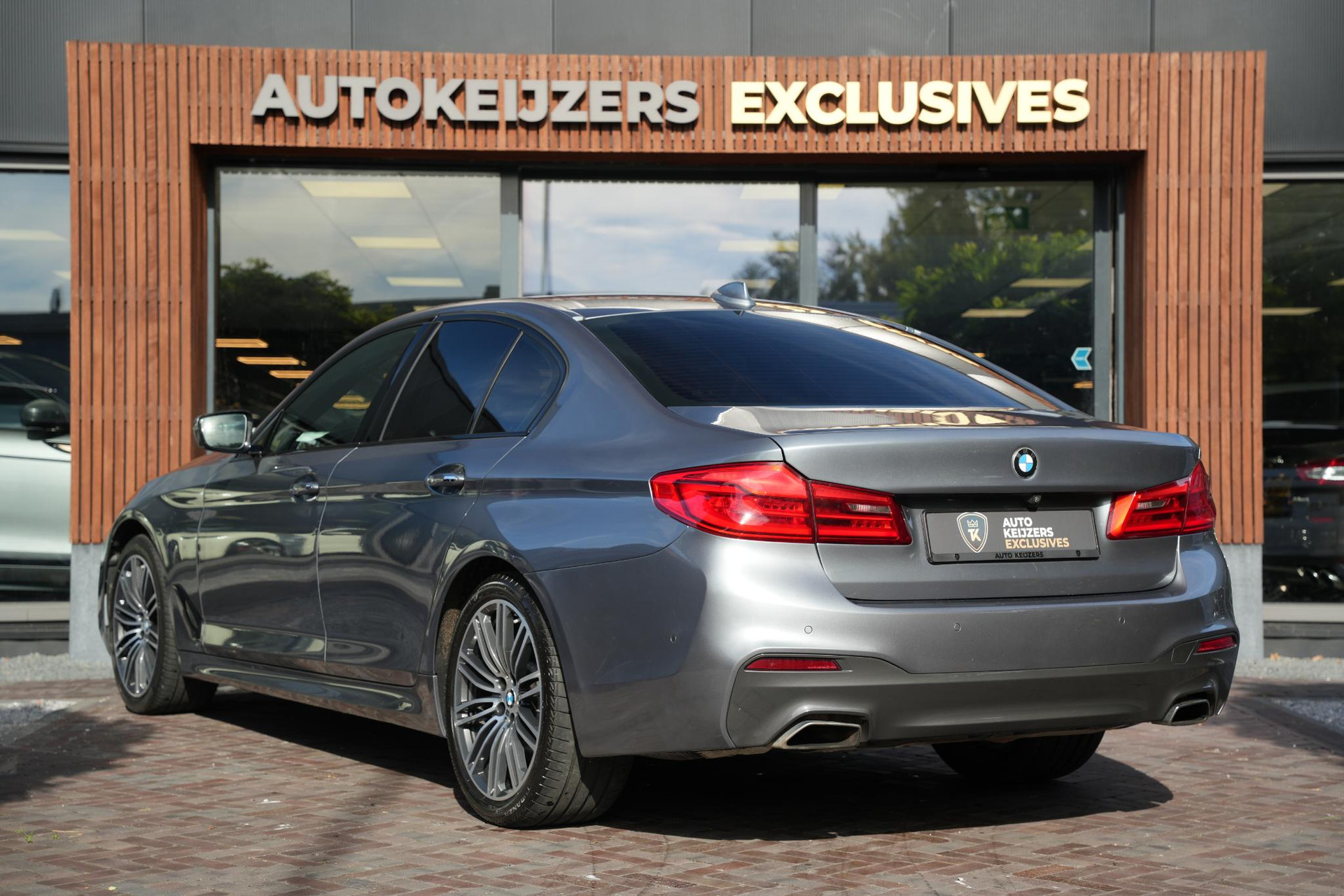 BMW 5 Serie 540i xDrive High Executive 2017 Blue-stone metallic (C2Y) 9