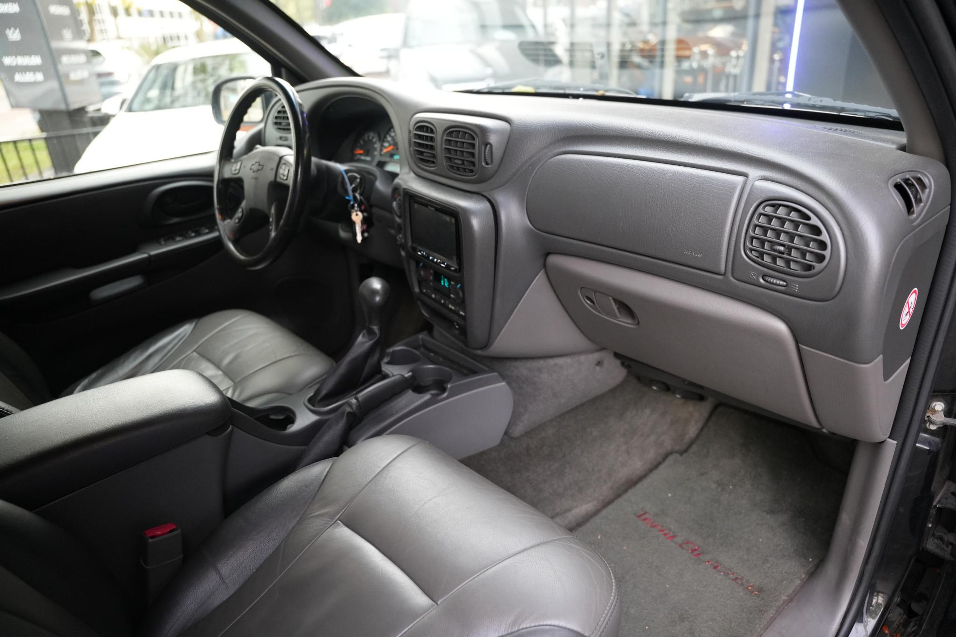Chevrolet Trailblazer 4.2 LTZ 2003  32