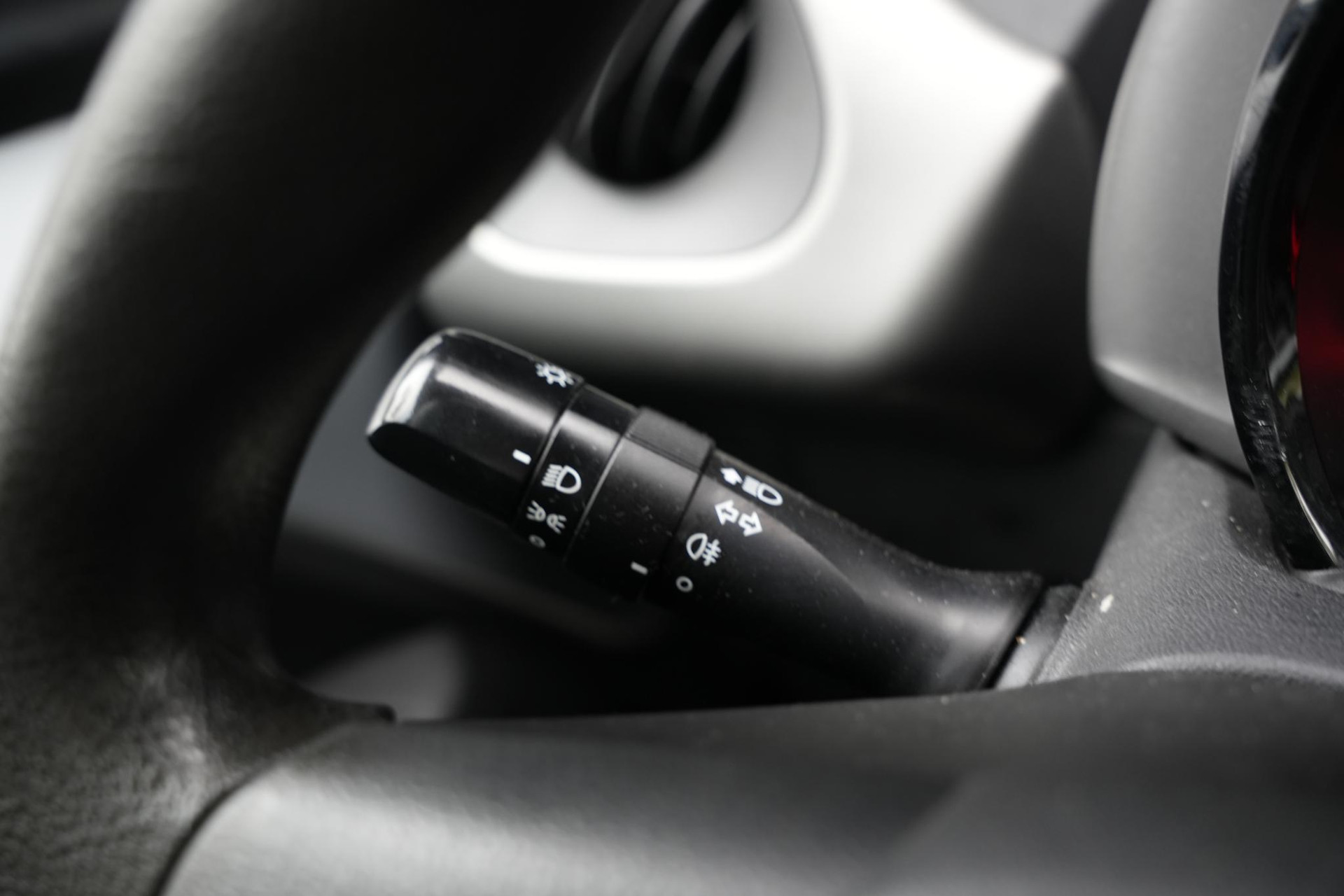 Citroën C1 1.0 e-VTi Feel 2014 Pareleffect speciale kleur blanc perle nacré 28