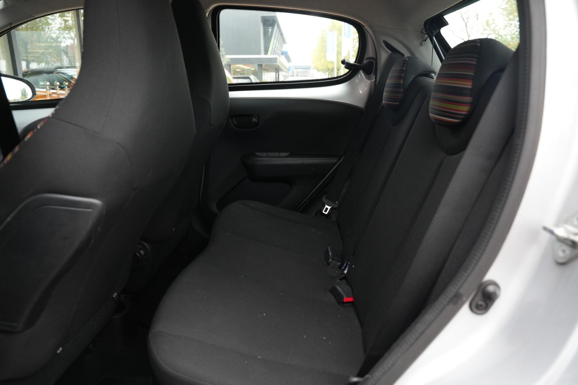 Citroën C1 1.0 e-VTi Feel 2014 Pareleffect speciale kleur blanc perle nacré 6