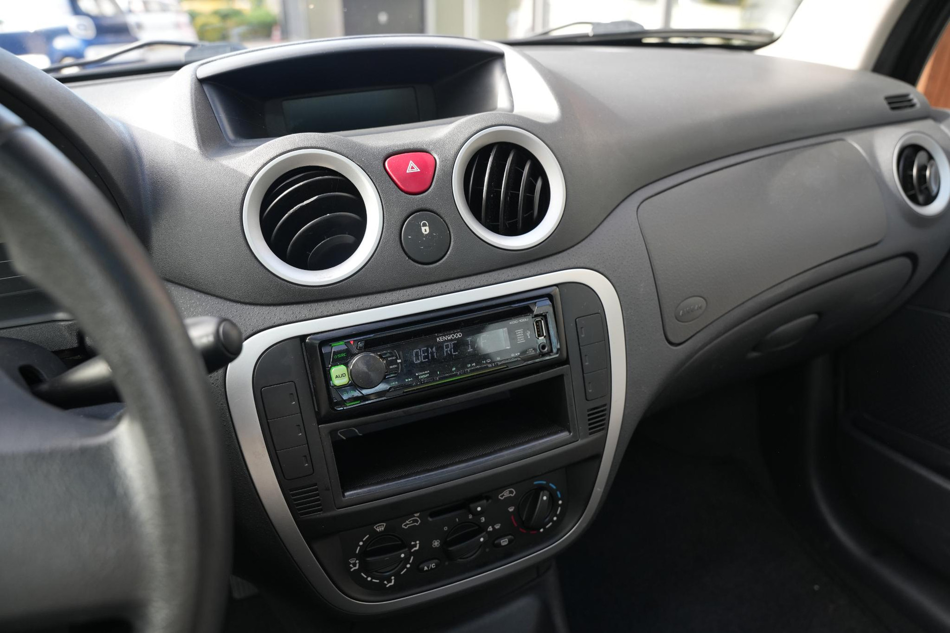 Citroën C3 1.4i Sky Radio 2006 ONYX BLACK PAINT (EXY) 20