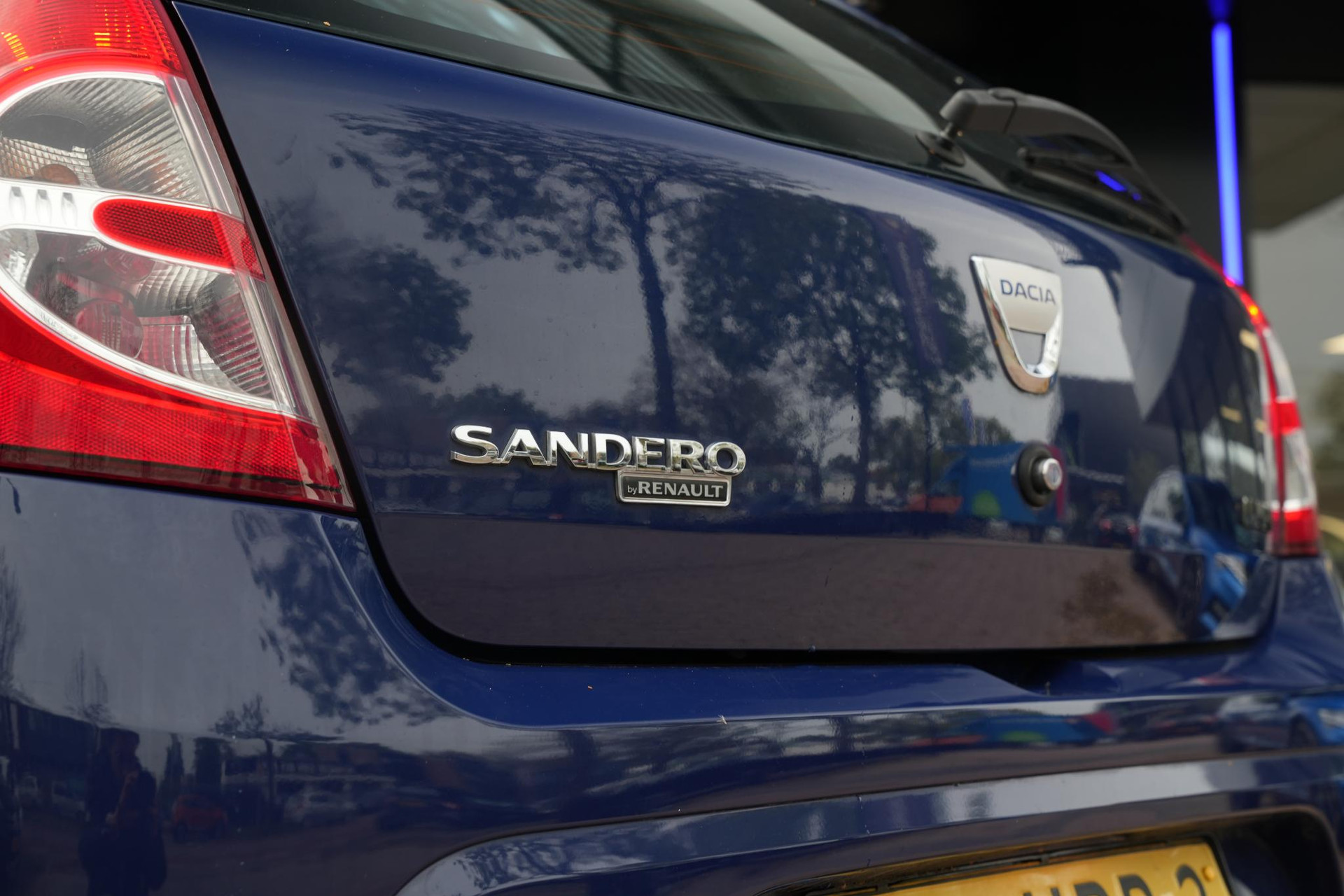 Dacia Sandero 1.4 Lauréate 2008 Dacia bleu marine  16