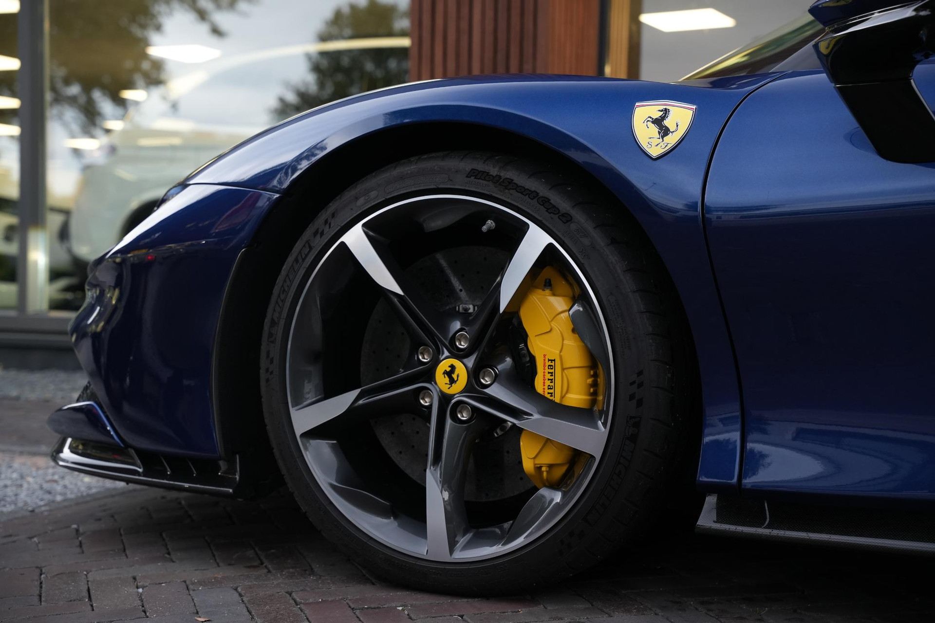 Ferrari SF90 Spider 4.0 V8 2025  10