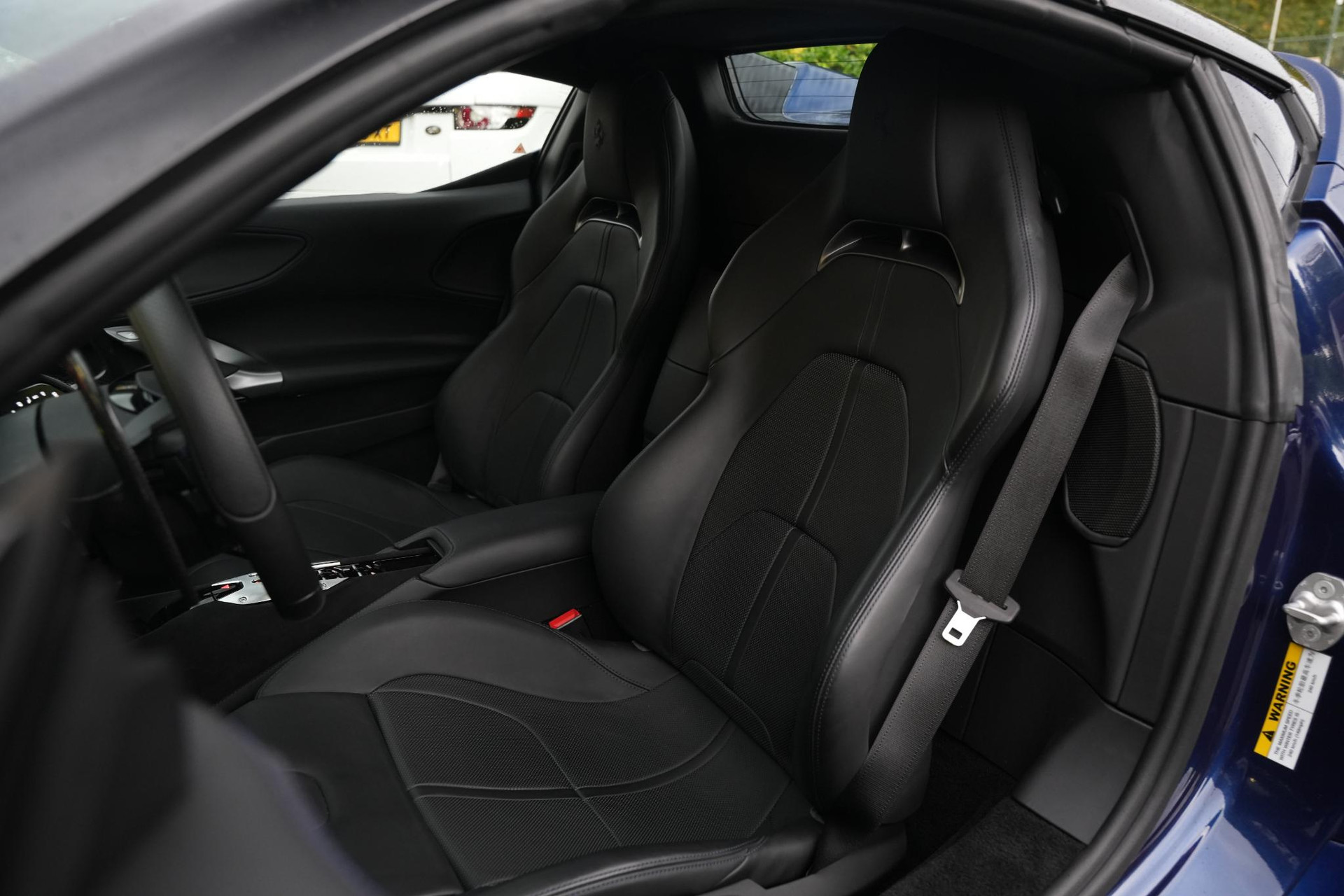 Ferrari SF90 Spider 4.0 V8 2025  14