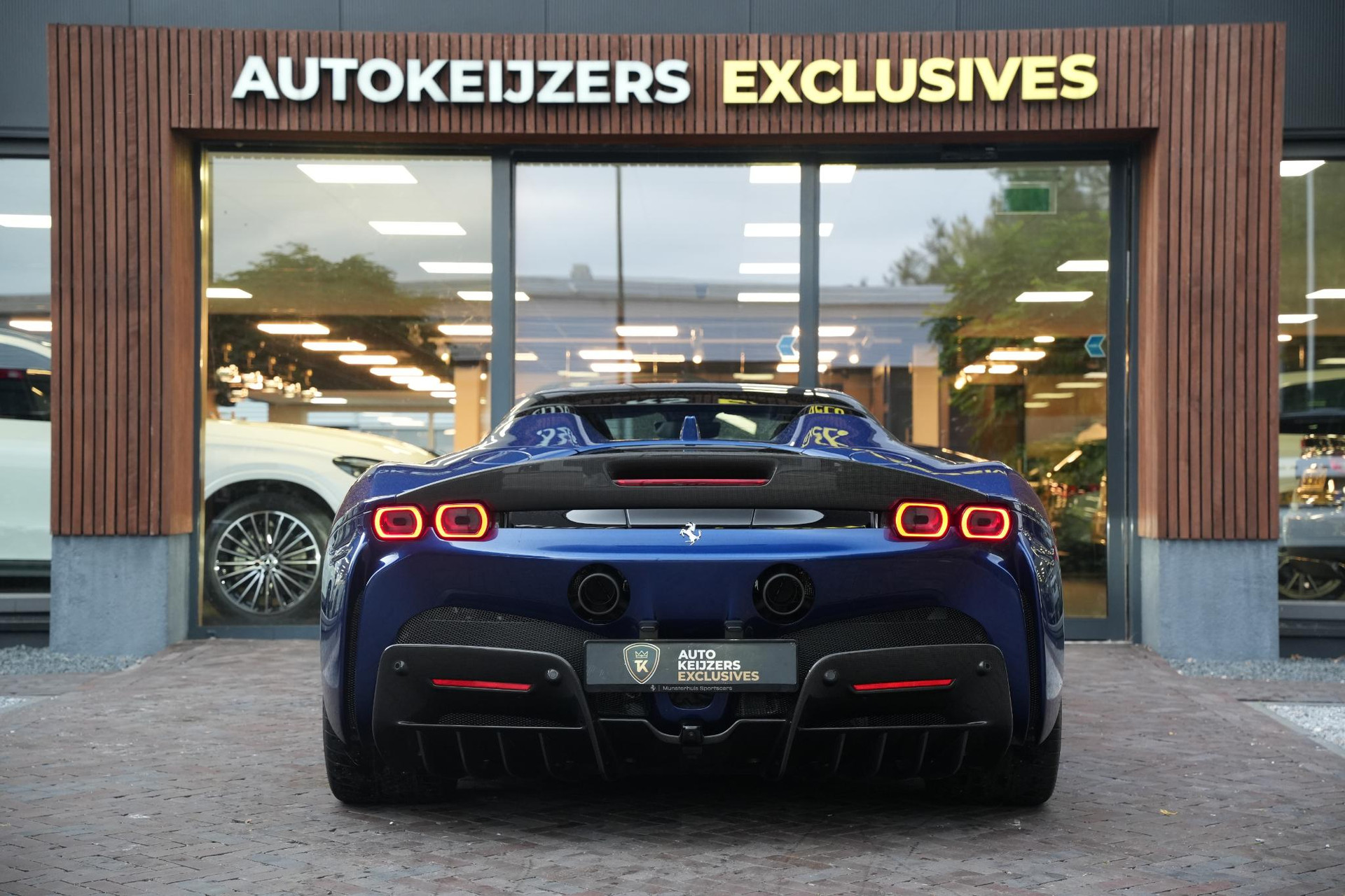 Ferrari SF90 Spider 4.0 V8 2025  15