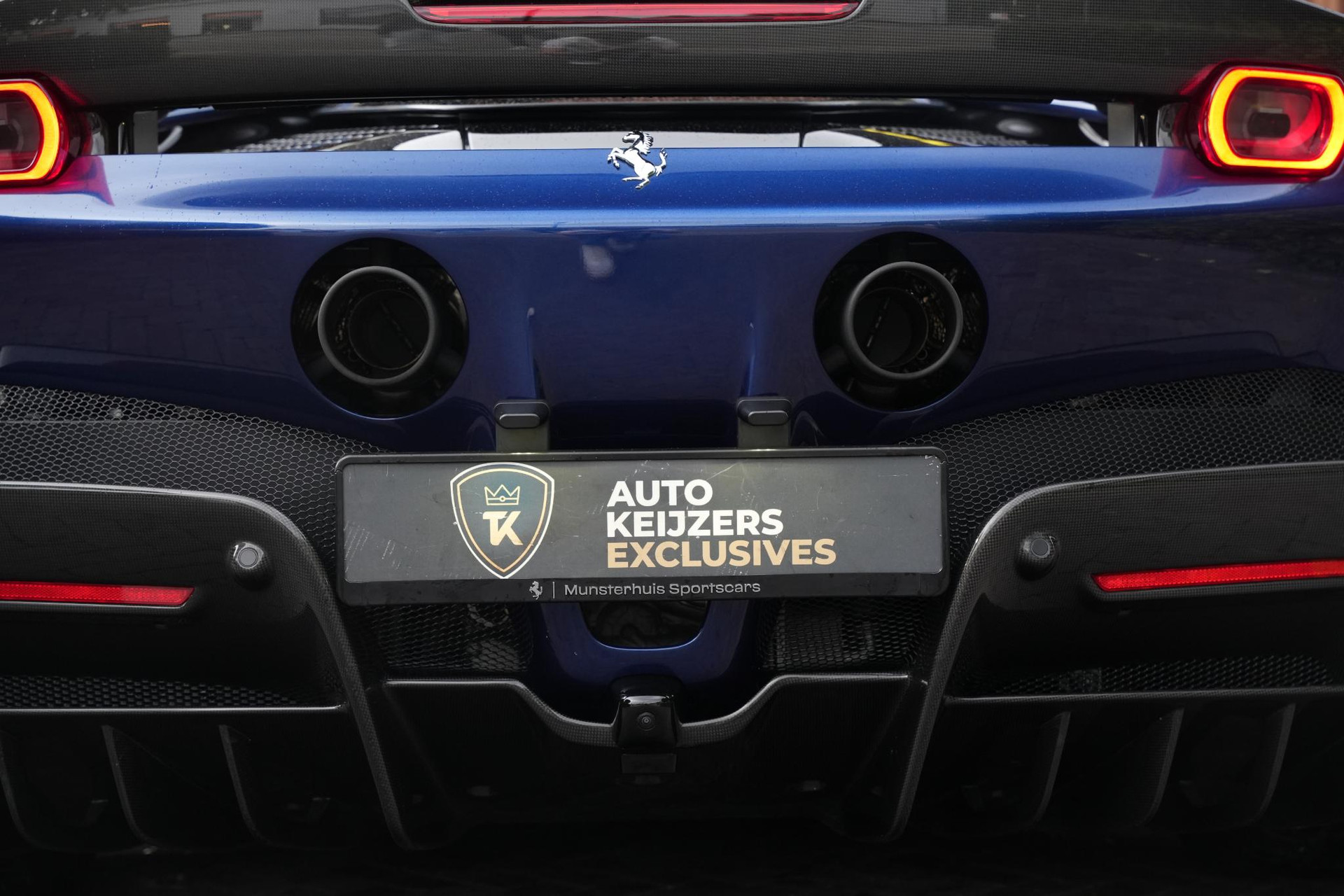 Ferrari SF90 Spider 4.0 V8 2025  28