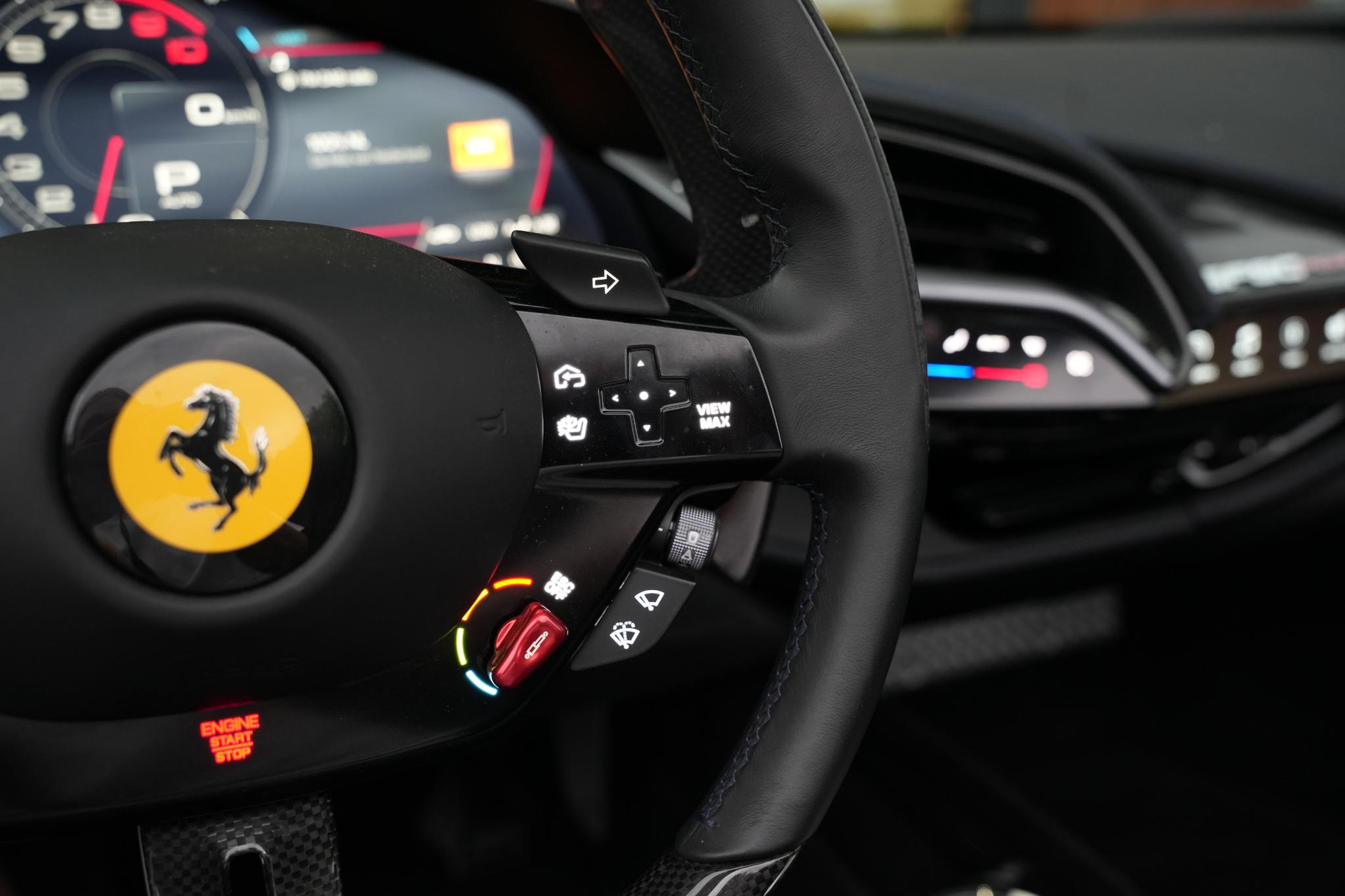 Ferrari SF90 Spider 4.0 V8 2025  35