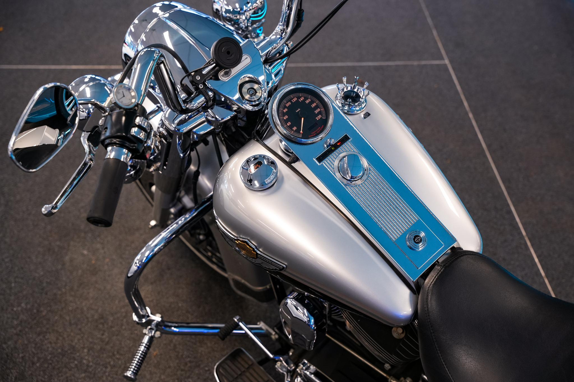 Harley-Davidson  88 FLHRCI Road King Classic 2003  15