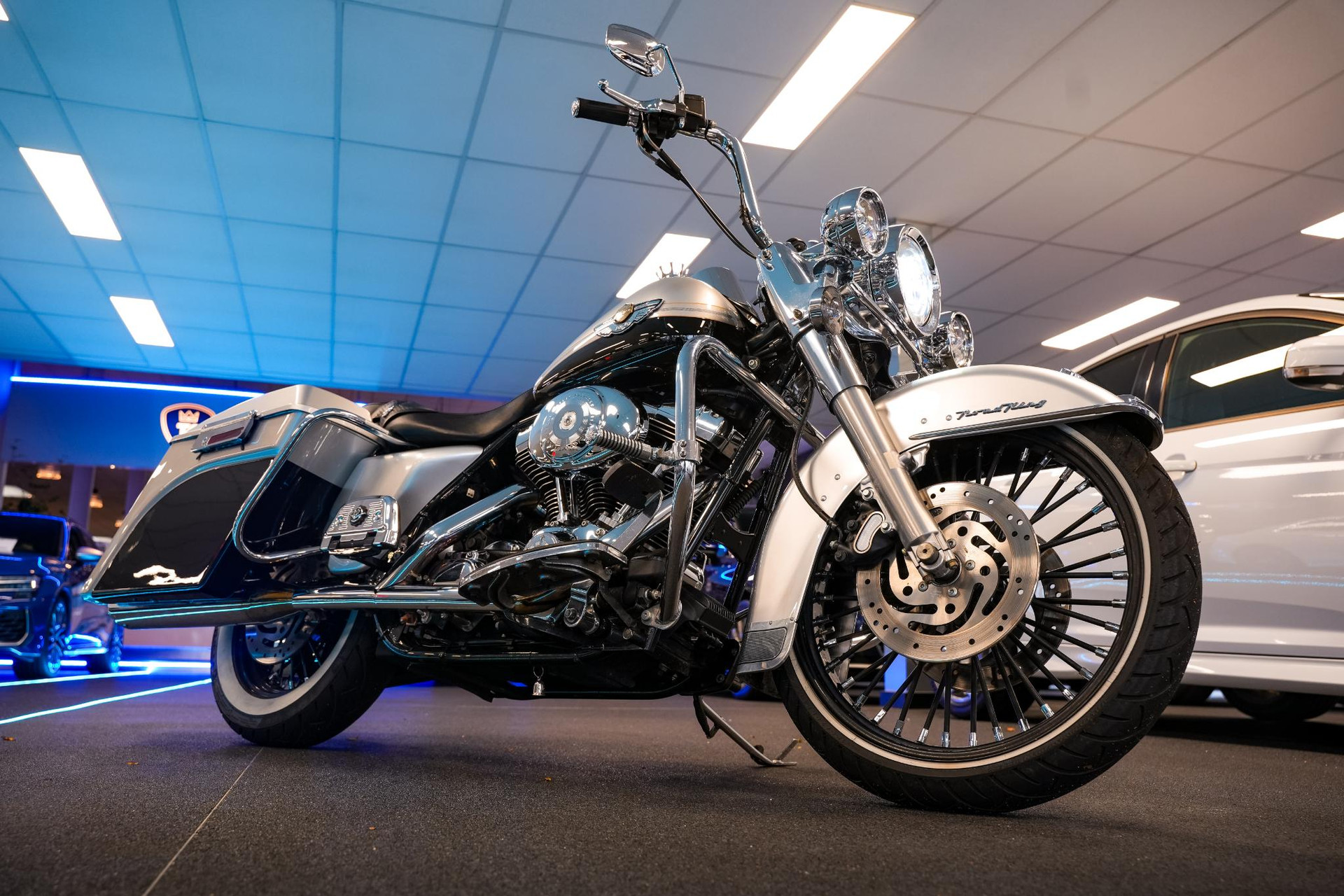 Harley-Davidson  88 FLHRCI Road King Classic 2003  23