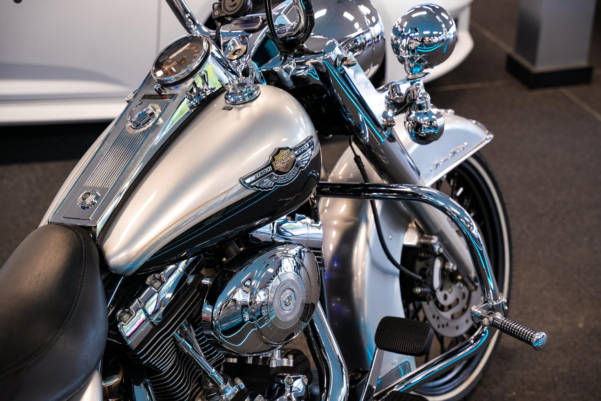 Harley-Davidson  88 FLHRCI Road King Classic 2003  4