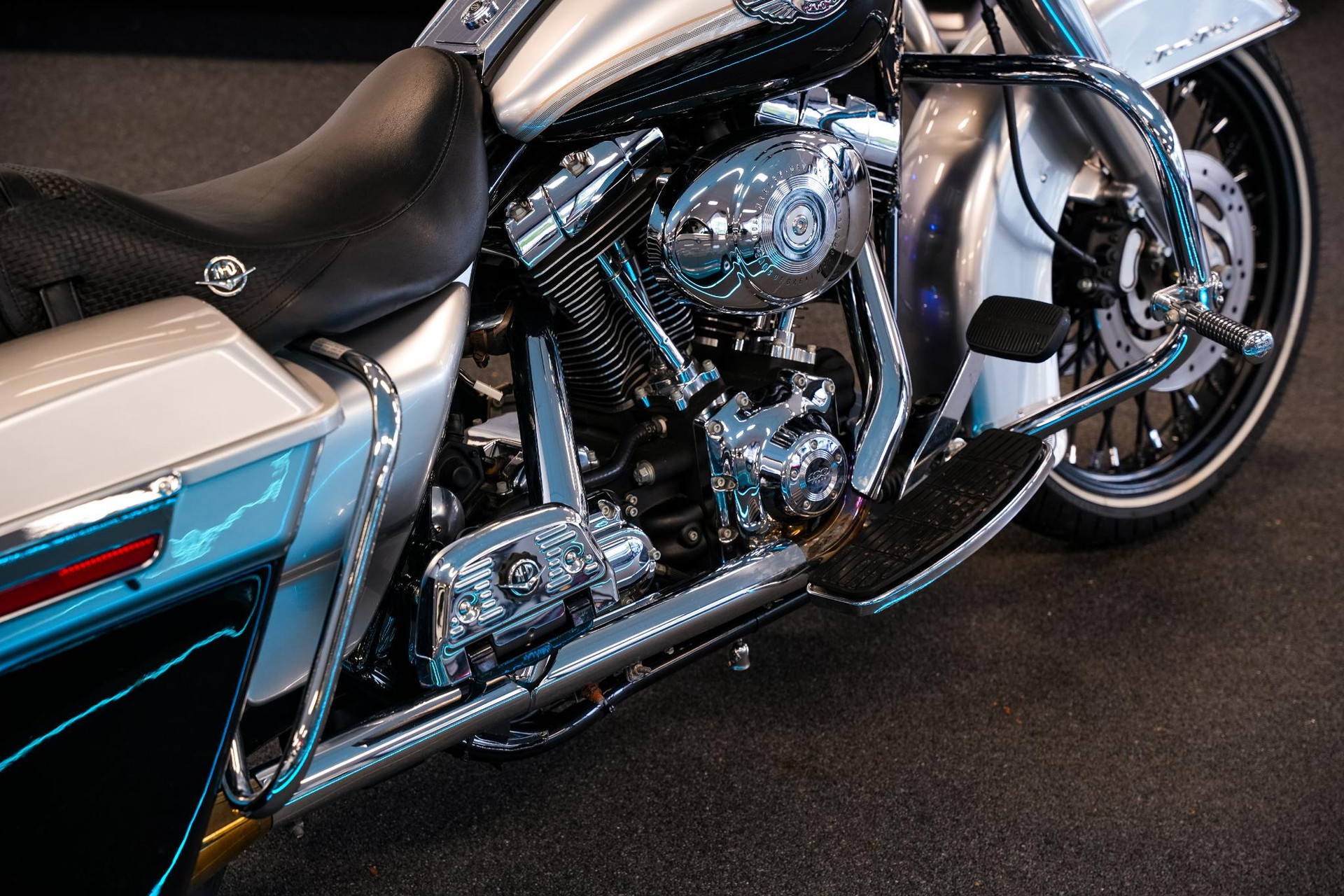 Harley-Davidson  88 FLHRCI Road King Classic 2003  5