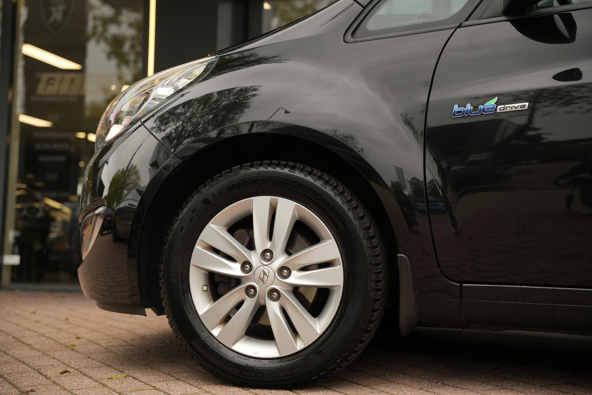 Hyundai ix20 1.4i i-Vision 2012 Phantom Black Metallic/Phantom Black Pearl (PAE) 11