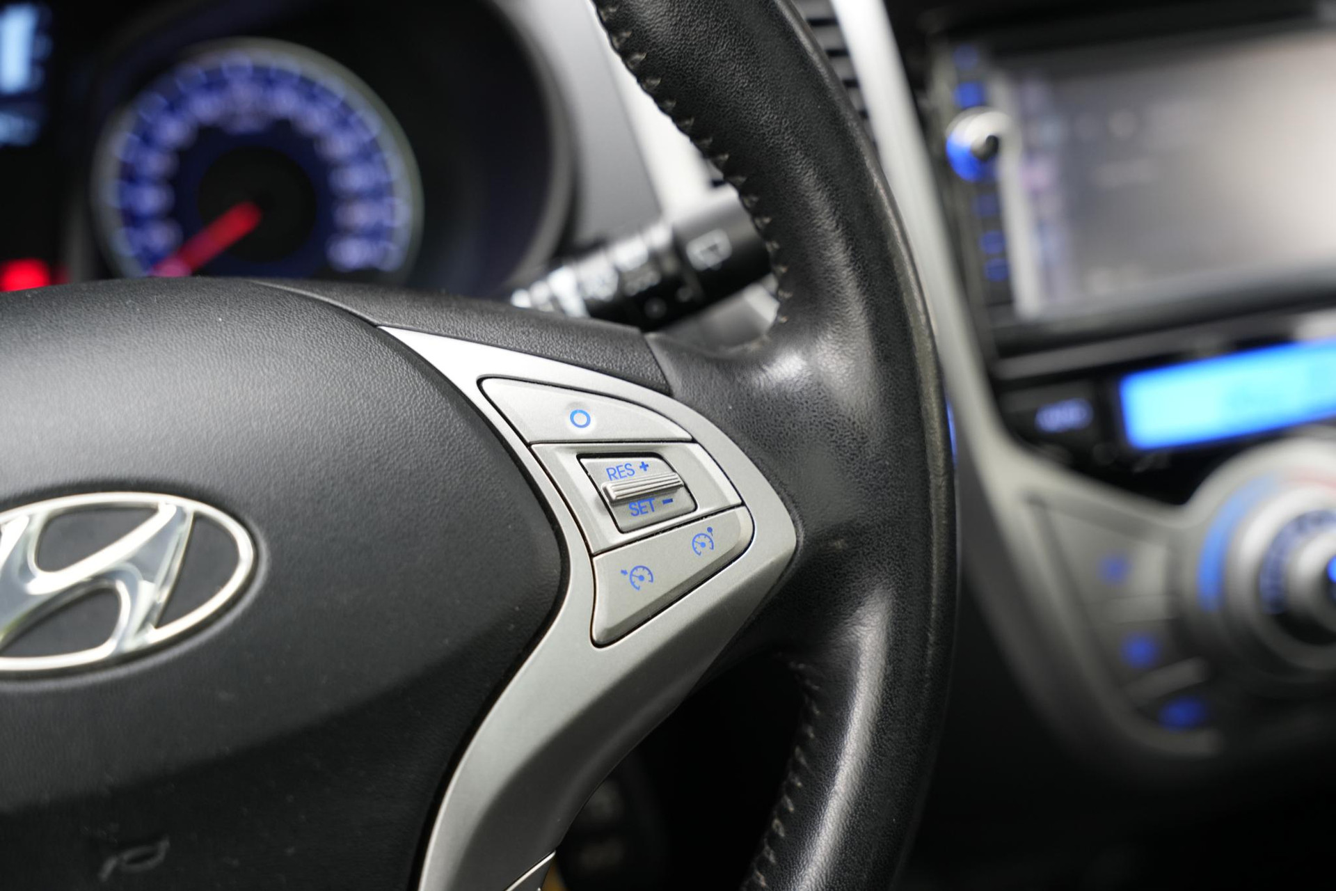 Hyundai ix20 1.4i i-Vision 2012 Phantom Black Metallic/Phantom Black Pearl (PAE) 35