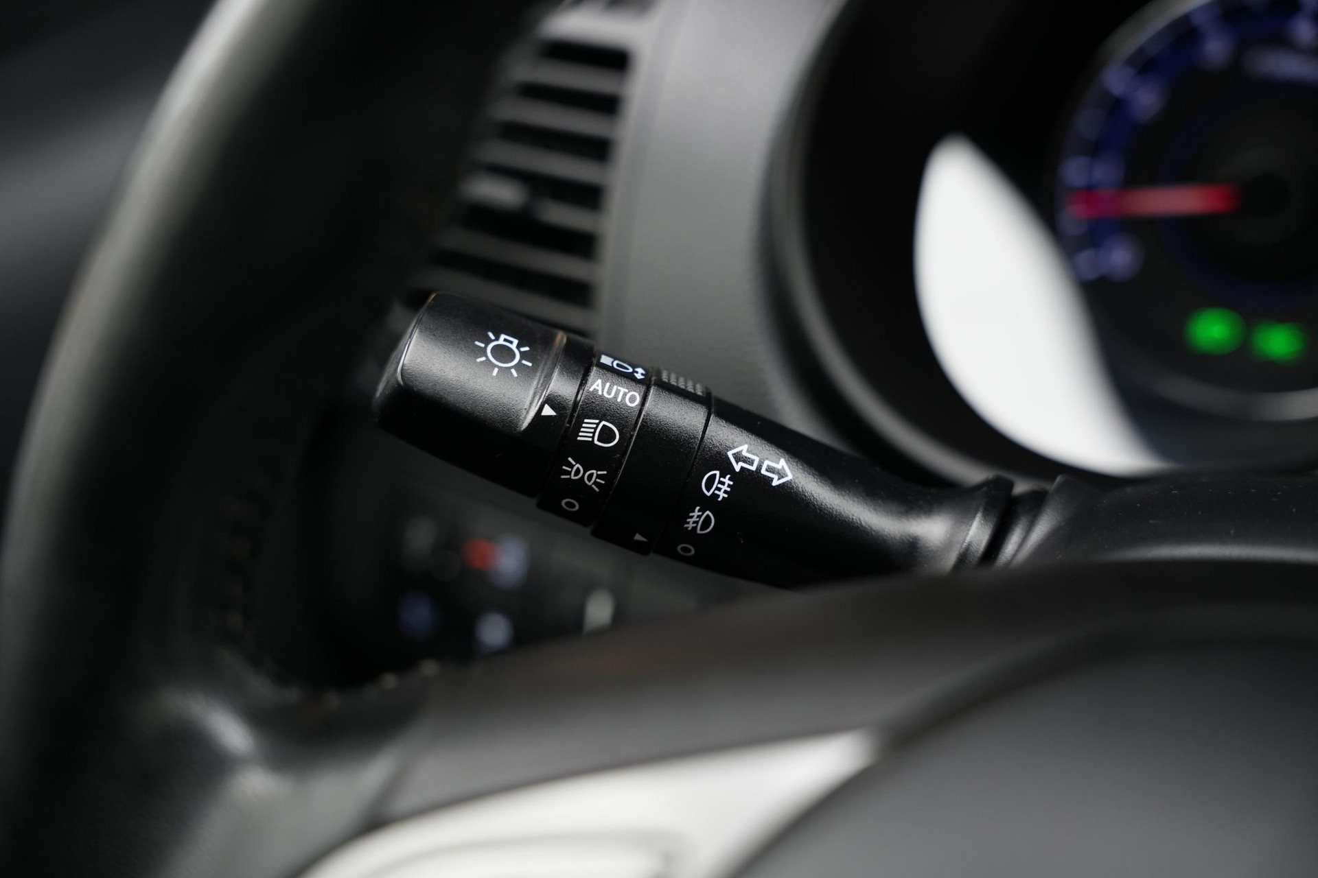 Hyundai ix20 1.4i i-Vision 2012 Phantom Black Metallic/Phantom Black Pearl (PAE) 38