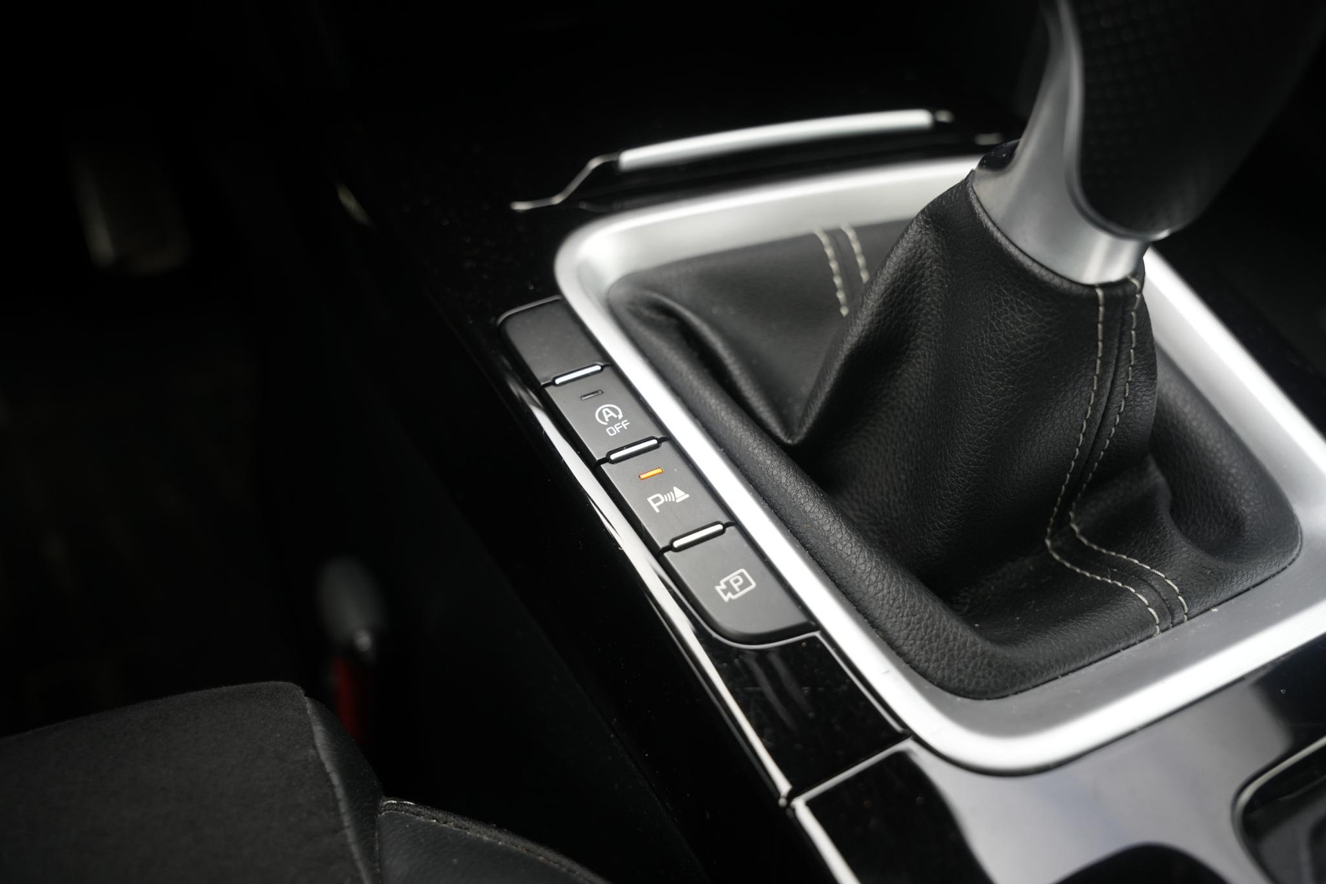 Kia ProCeed 1.0 T-GDi GT-Line 2023 Black pearl m 30