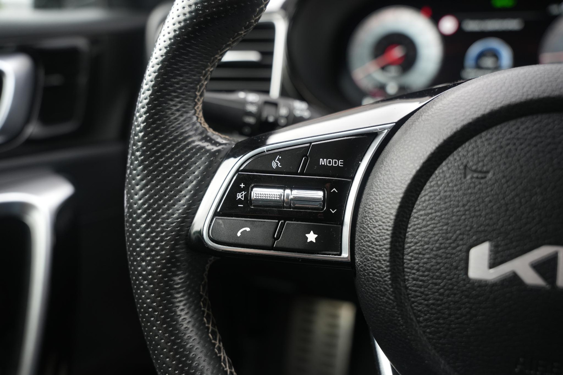 Kia ProCeed 1.0 T-GDi GT-Line 2023 Black pearl m 33