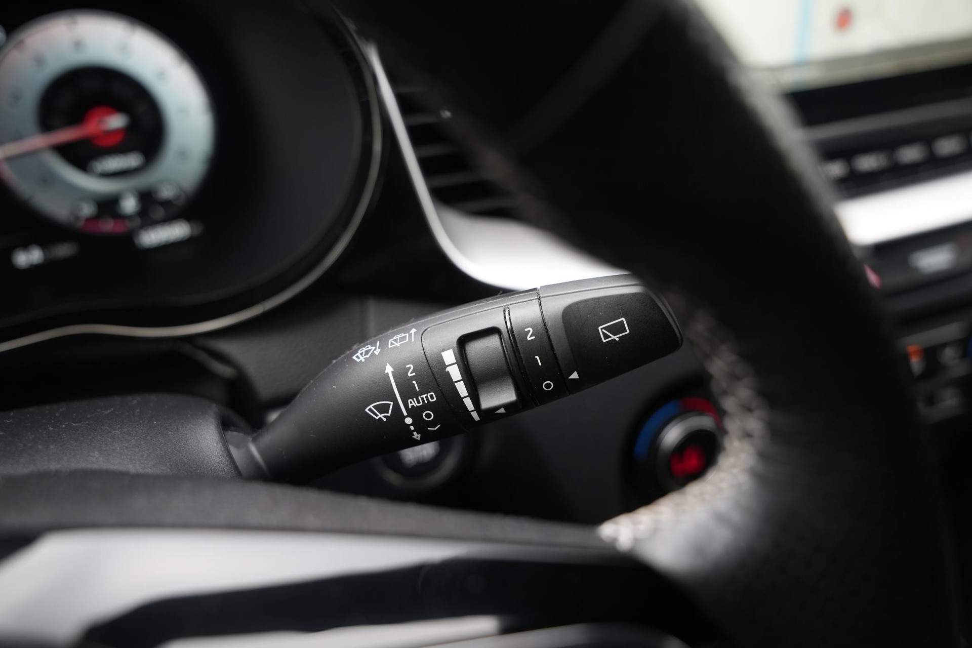 Kia ProCeed 1.0 T-GDi GT-Line 2023 Black pearl m 35