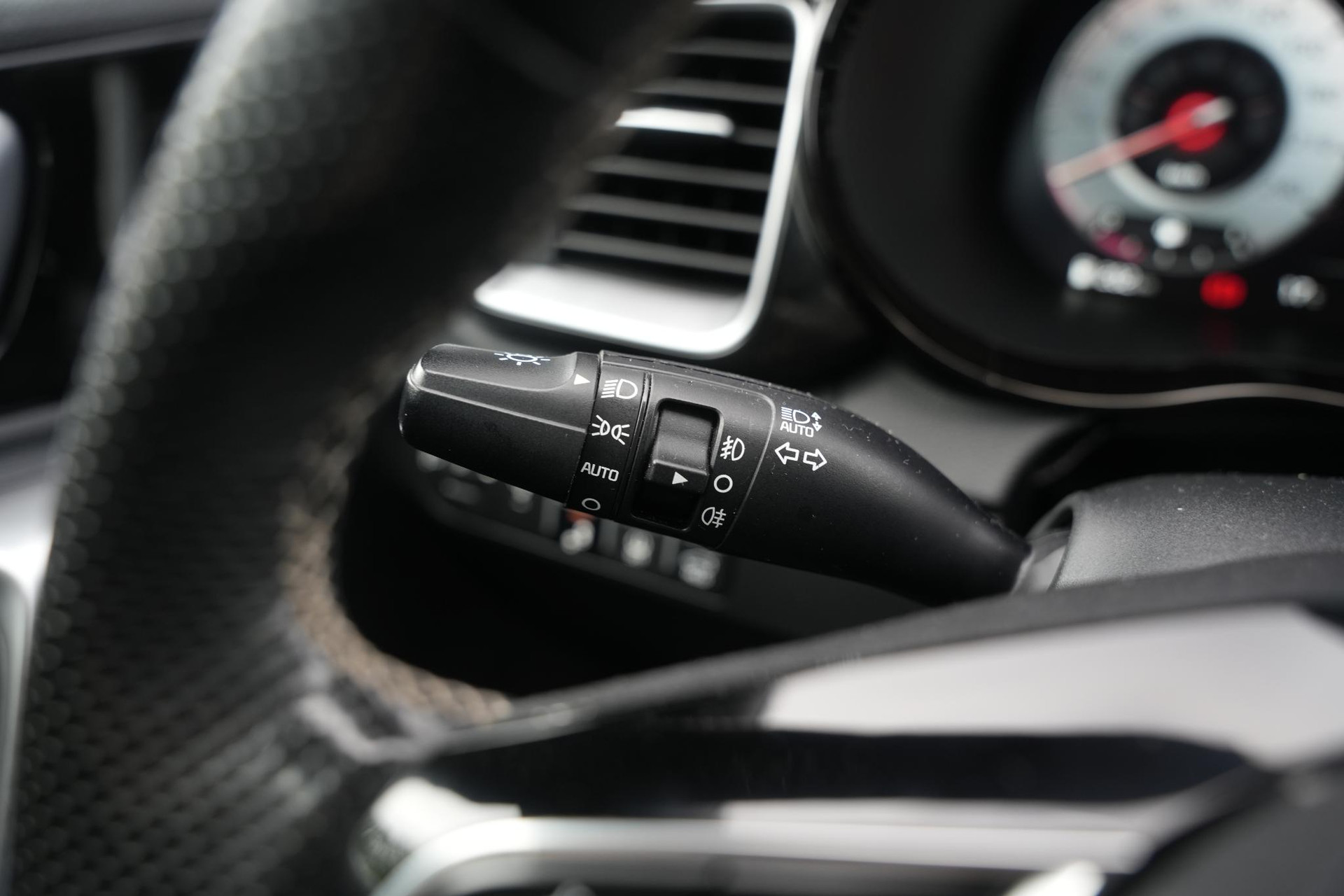Kia ProCeed 1.0 T-GDi GT-Line 2023 Black pearl m 36