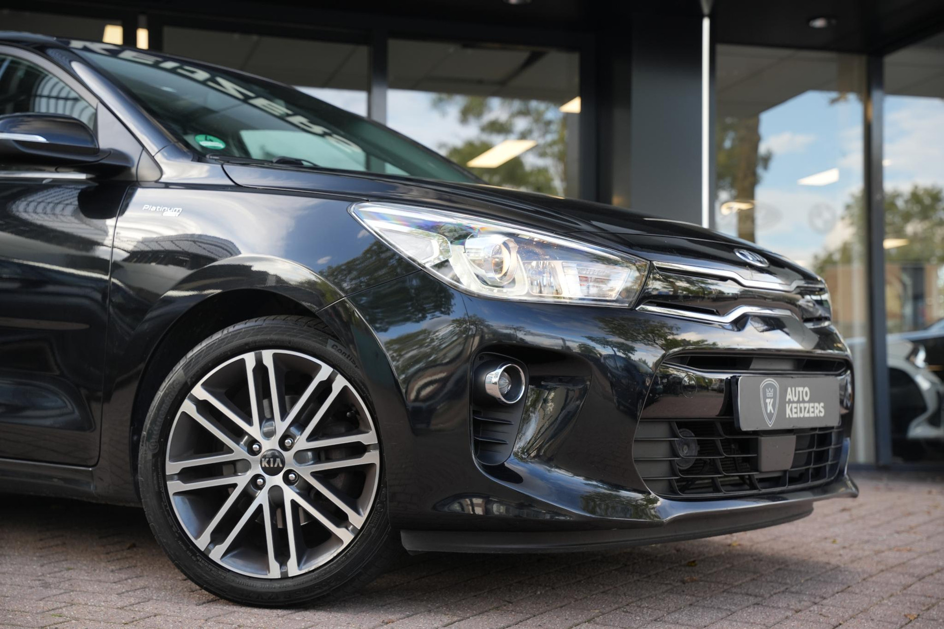 Kia Rio 1.4 Platinum Edition 2017 Aurora Black Pearl (ABP) 14