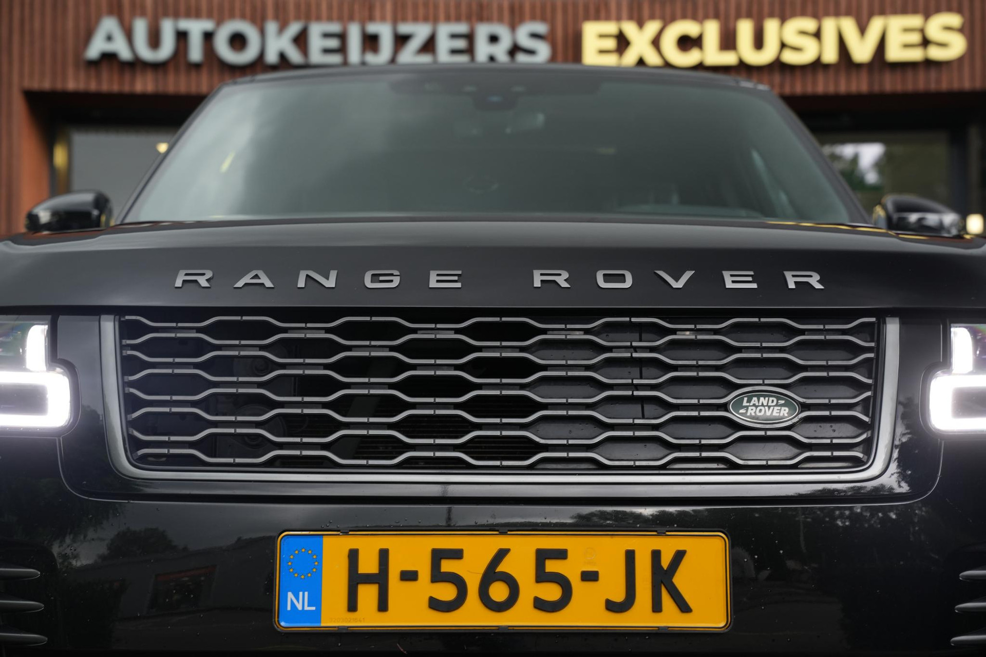 Land Rover Range Rover 2.0 P400e Autobiography 2020 Exterior Paint - Santorini Black (1AG) 14