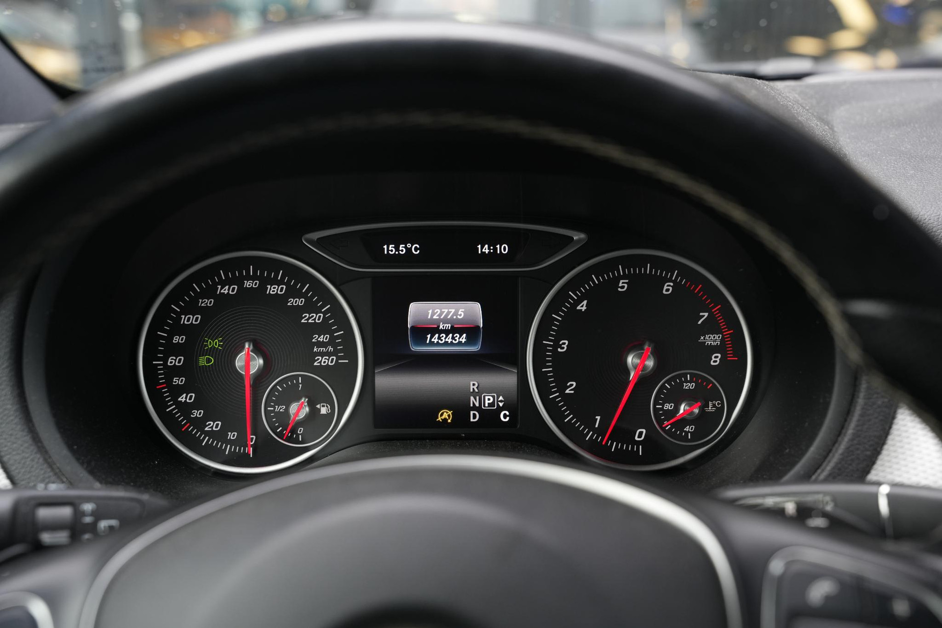 Mercedes-Benz B-Klasse 200 Ambition 2016 KOSMOSBLACK - MET. (191U) 13