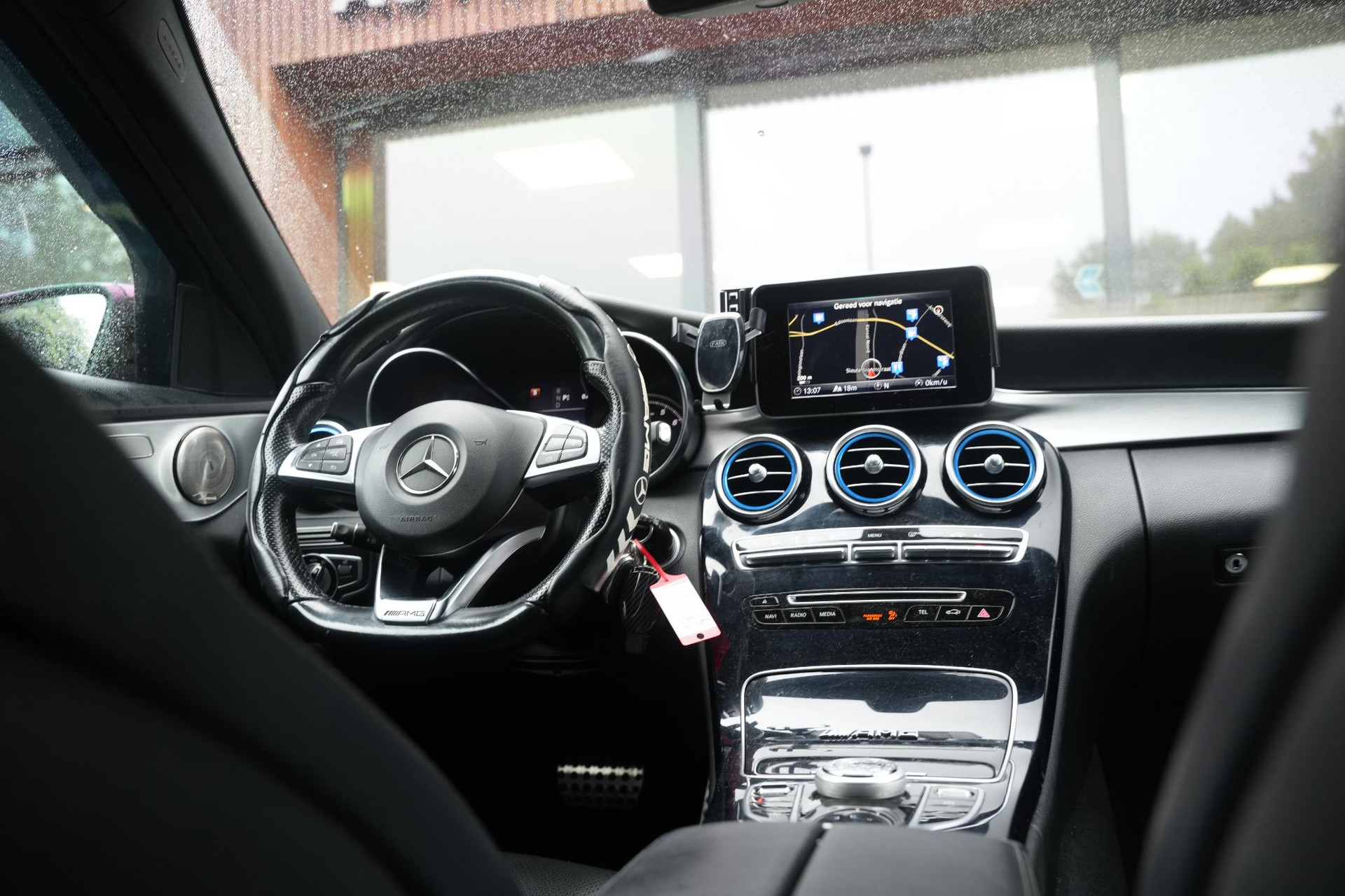 Mercedes-Benz C-Klasse 180 AMG Sport Edition 2017 OBSIDIAN BLACK (197U) 28