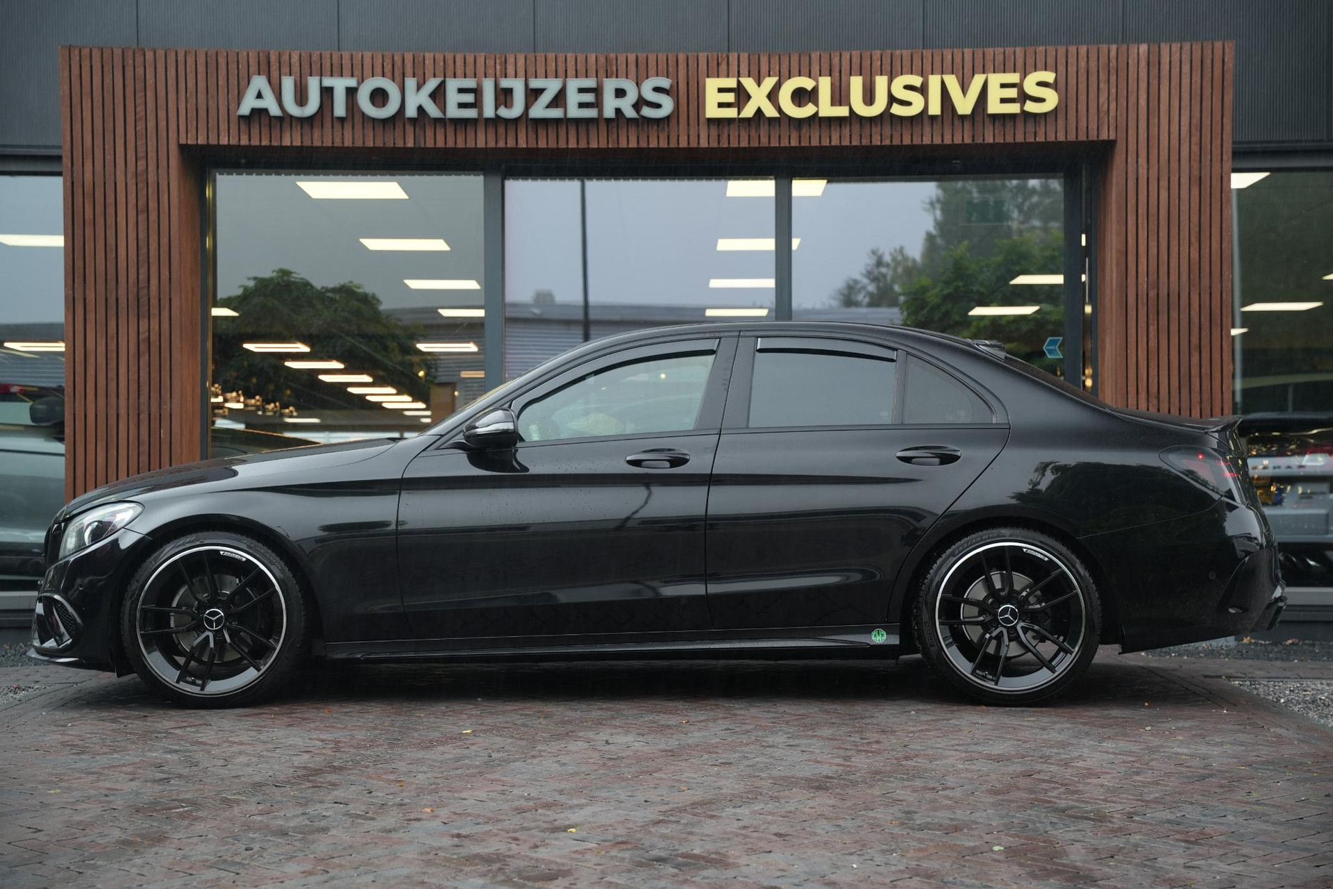 Mercedes-Benz C-Klasse 180 AMG Sport Edition 2017 OBSIDIAN BLACK (197U) 7